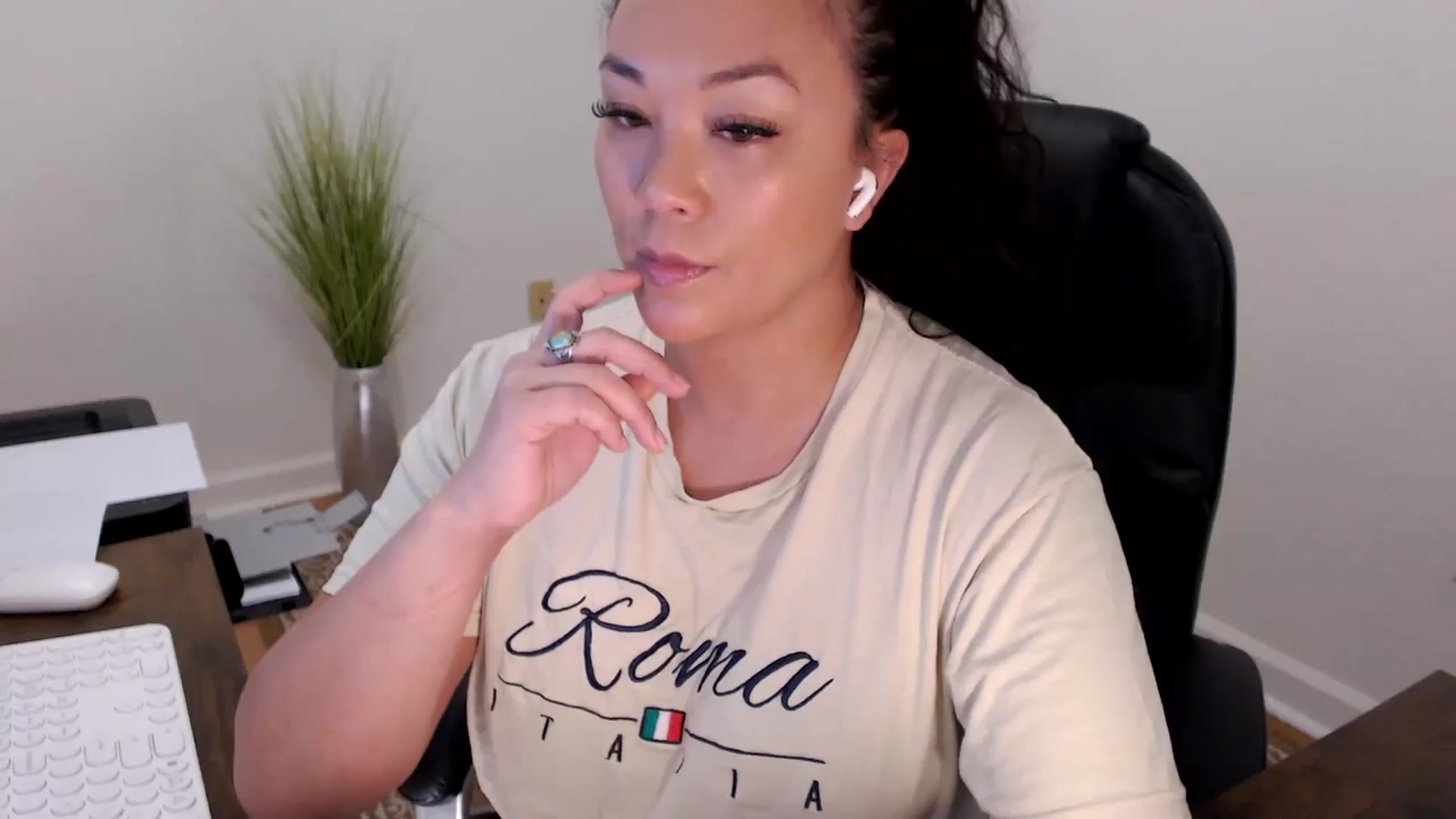 Gallery image thumbnail from MickaylaStar's myfreecams stream on, 02/12/2026, 18:56 image 20 of 20