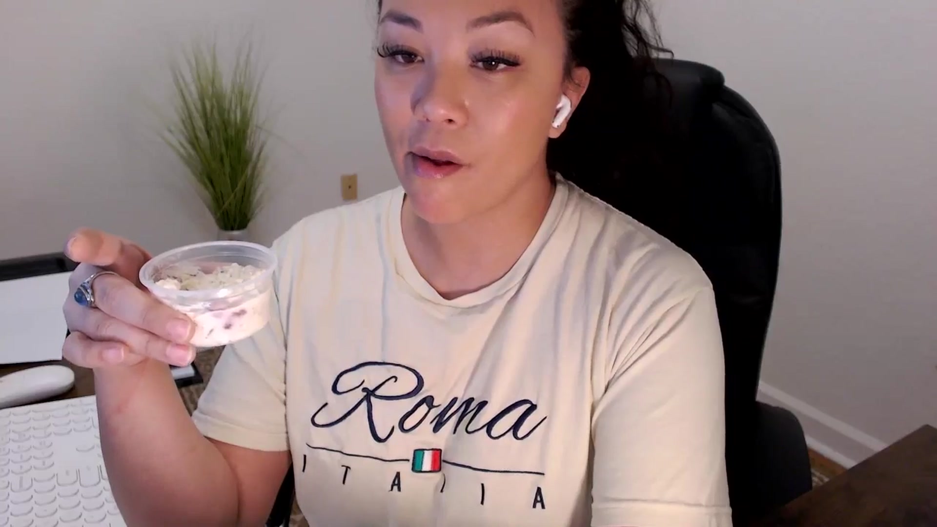 Gallery image thumbnail from MickaylaStar's myfreecams stream on, 02/12/2026, 18:56 image 3 of 20