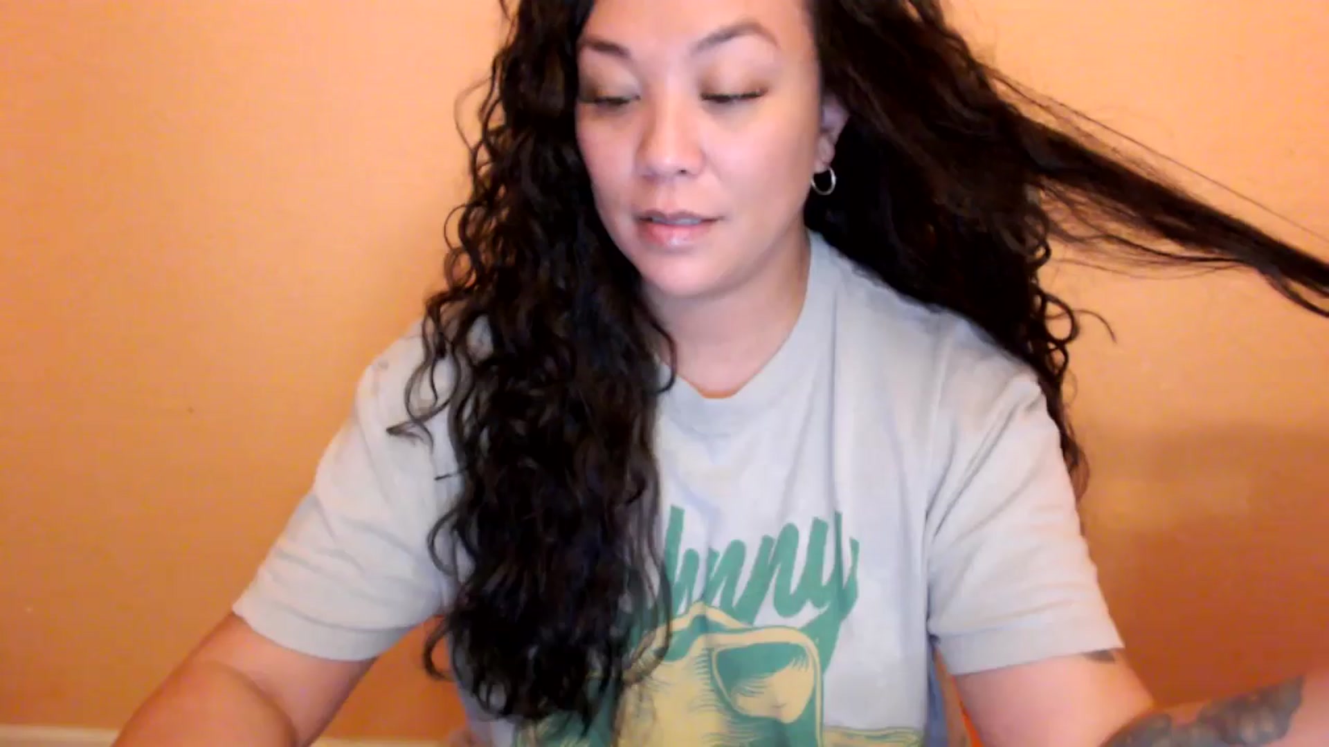 Gallery image thumbnail from MickaylaStar's myfreecams stream on, 02/15/2026, 24:33 image 5 of 20
