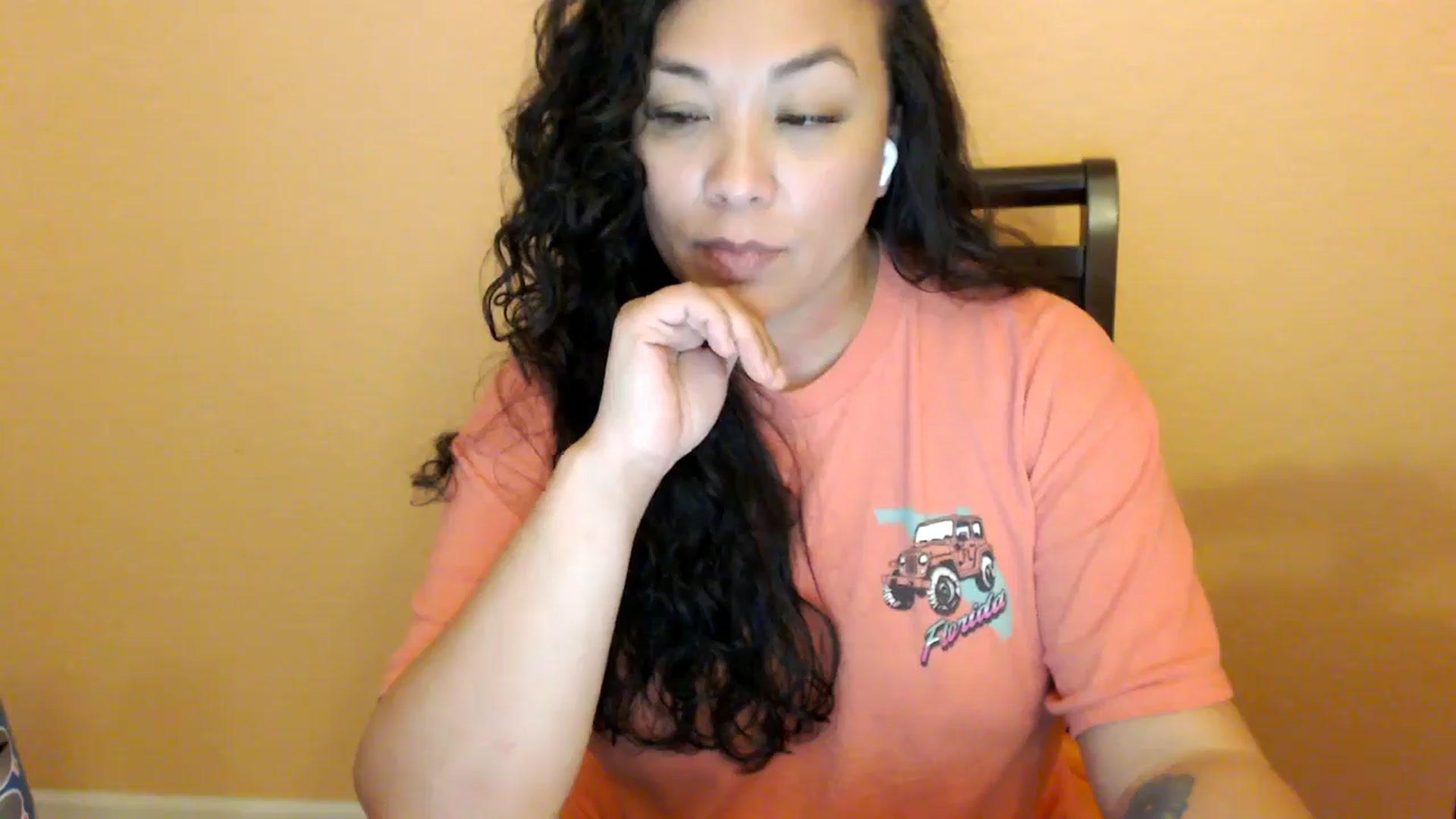 Gallery image thumbnail from MickaylaStar's myfreecams stream on, 02/17/2026, 22:47 image 13 of 20