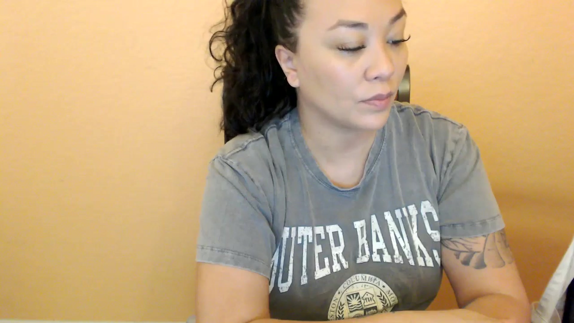 Gallery image thumbnail from MickaylaStar's myfreecams stream on, 02/19/2026, 16:29 image 6 of 20