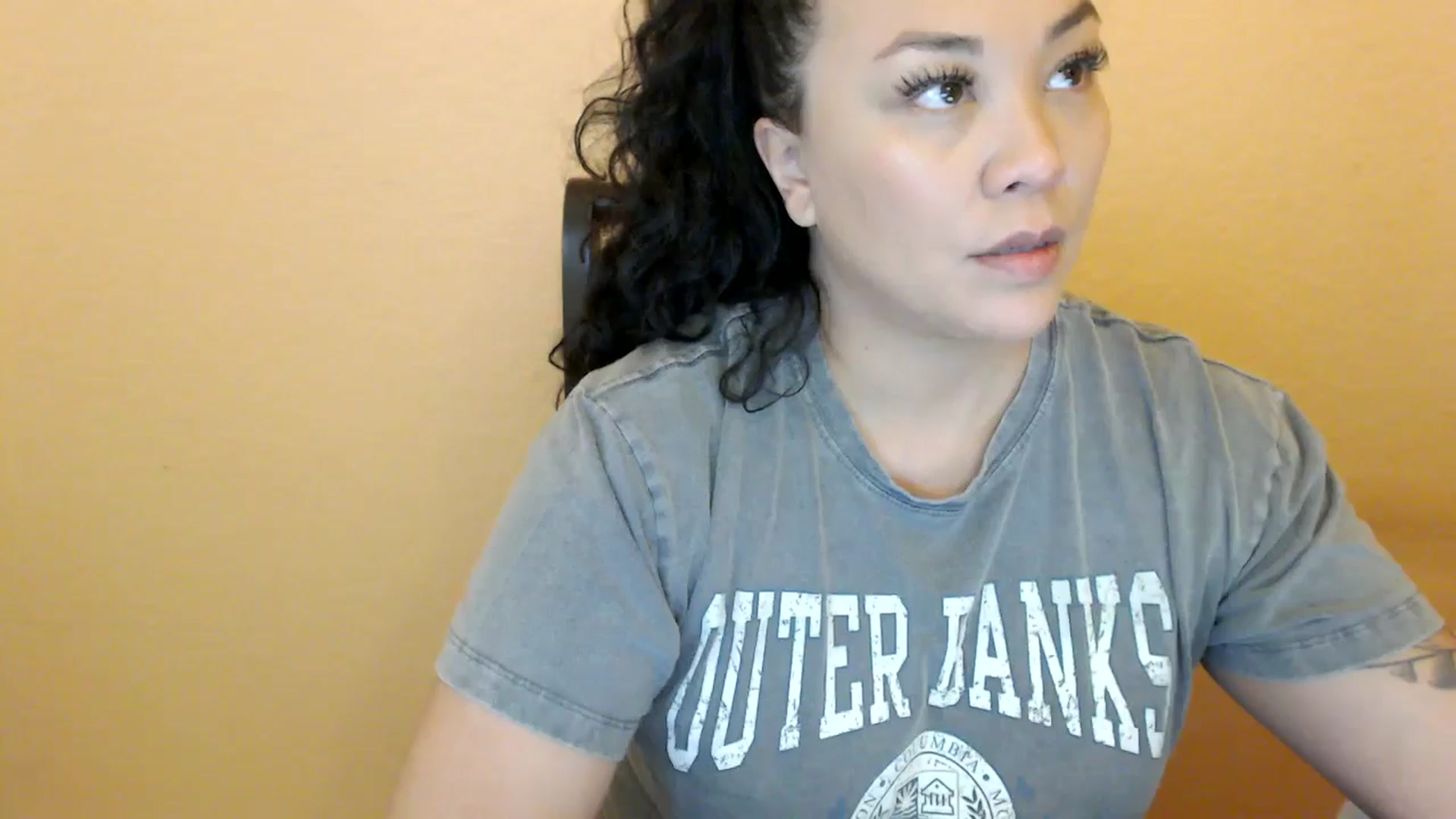 Gallery image thumbnail from MickaylaStar's myfreecams stream on, 02/19/2026, 17:01 image 9 of 20