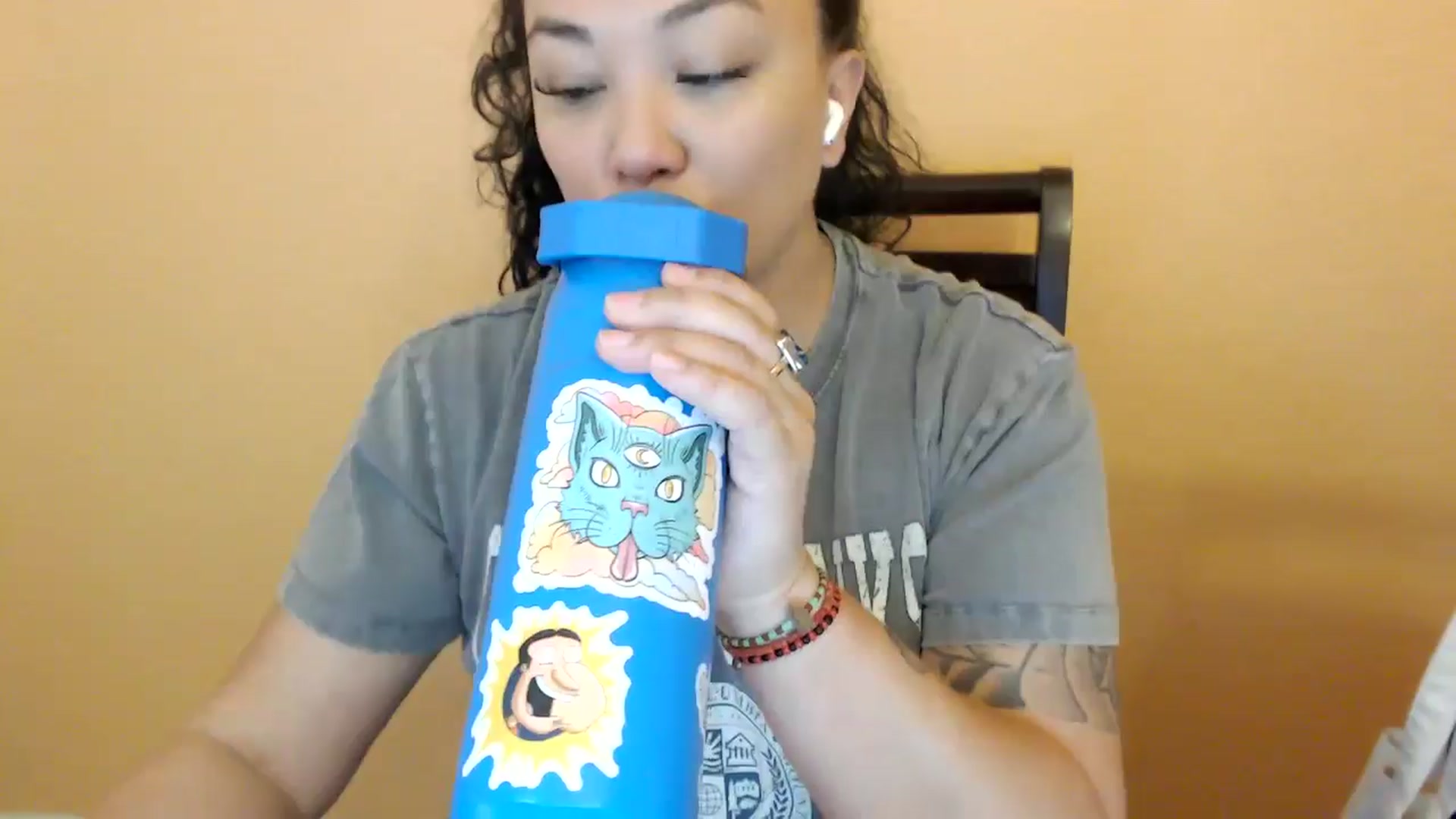 Gallery image thumbnail from MickaylaStar's myfreecams stream on, 02/19/2026, 17:51 image 3 of 20
