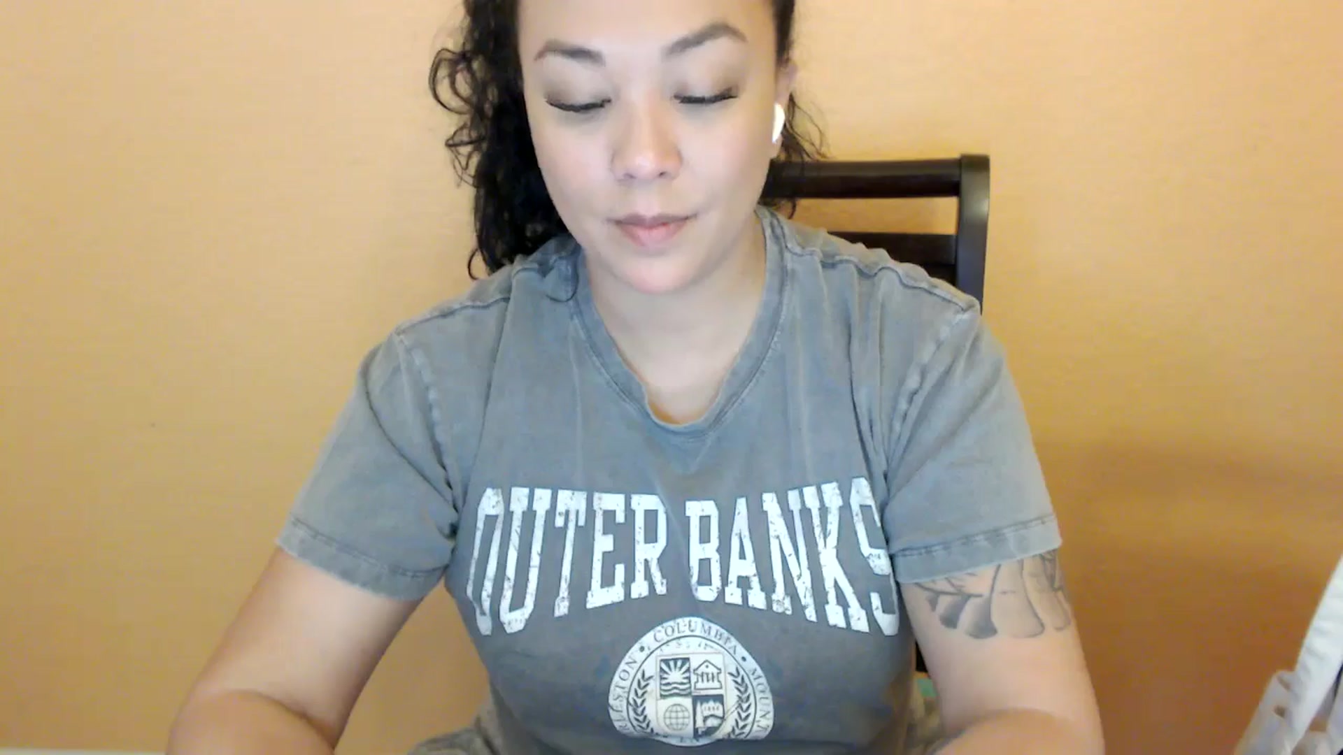 Gallery image thumbnail from MickaylaStar's myfreecams stream on, 02/19/2026, 17:51 image 6 of 20