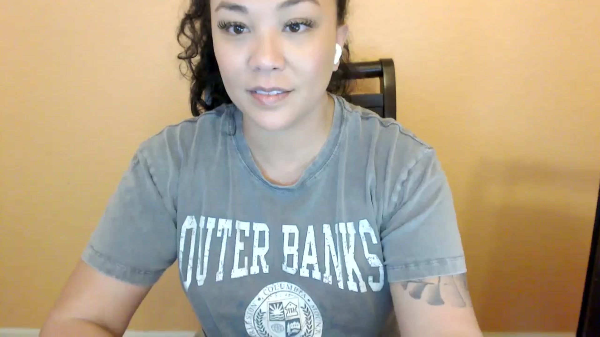 Gallery image thumbnail from MickaylaStar's myfreecams stream on, 02/19/2026, 19:23 image 15 of 20