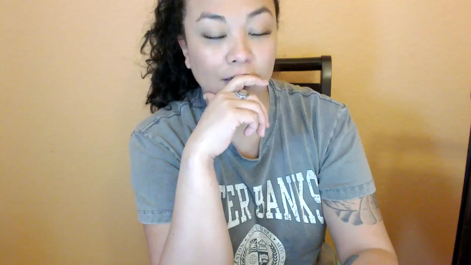 Gallery image thumbnail from MickaylaStar's myfreecams stream on, 02/19/2026, 20:58 image 18 of 20