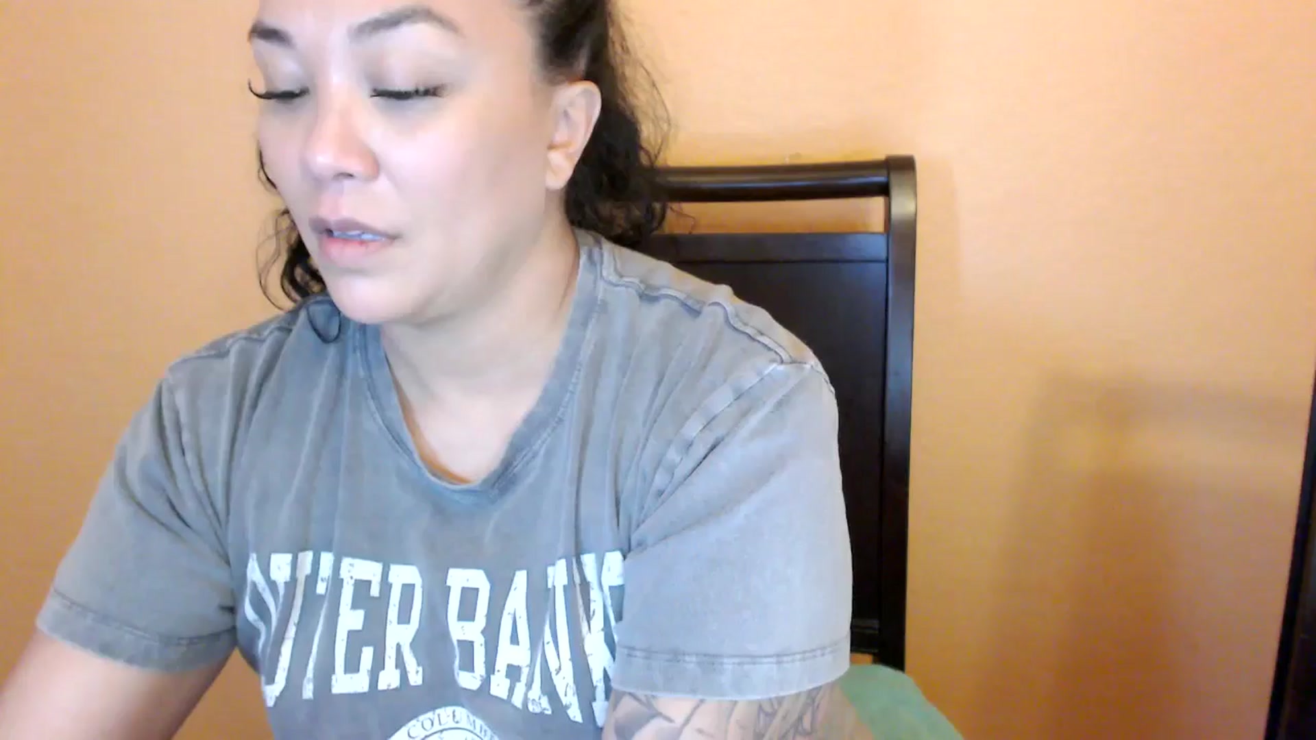 Gallery image thumbnail from MickaylaStar's myfreecams stream on, 02/19/2026, 23:23 image 13 of 20