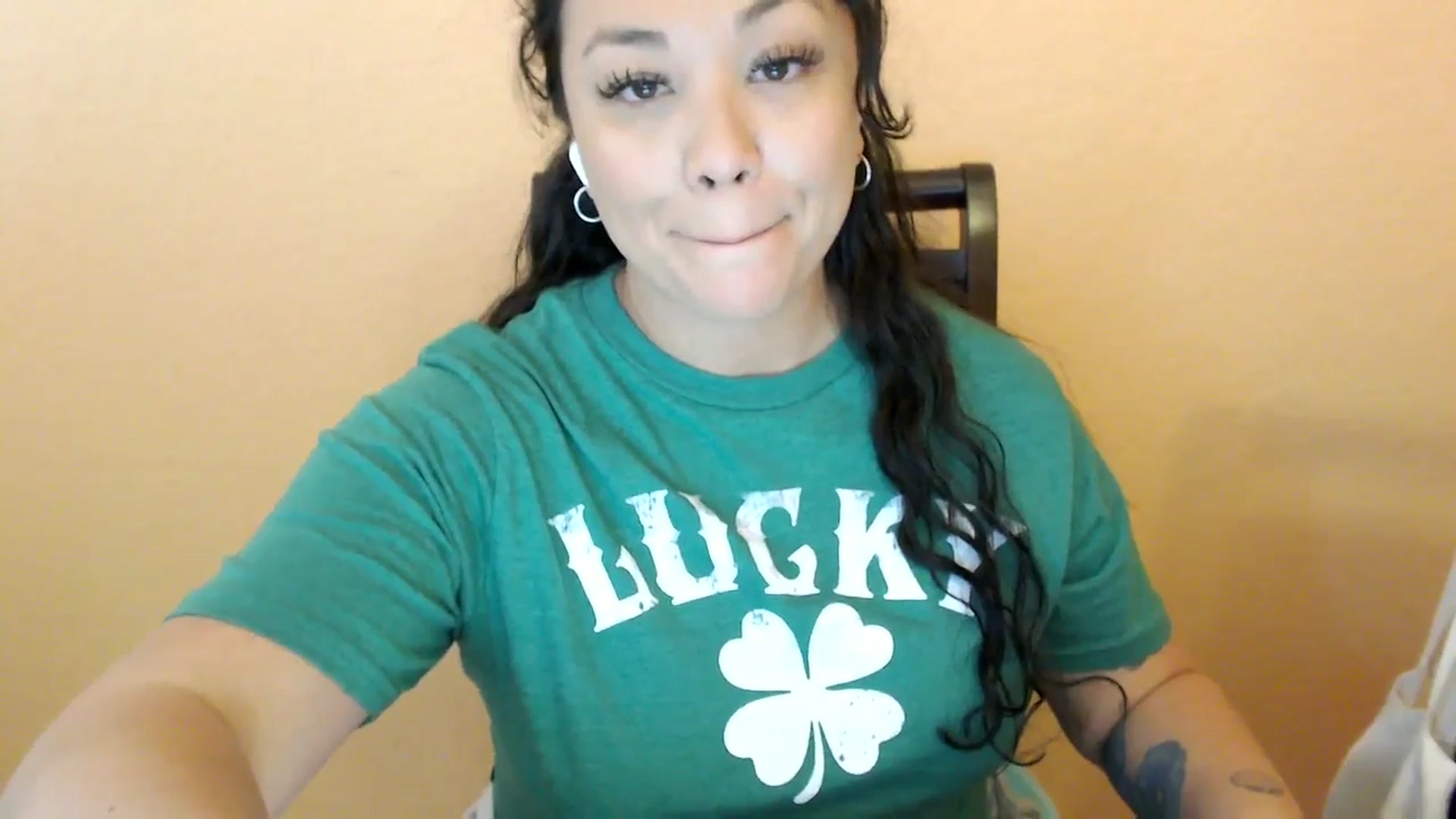 Gallery image thumbnail from MickaylaStar's myfreecams stream on, 02/20/2026, 18:15 image 13 of 20