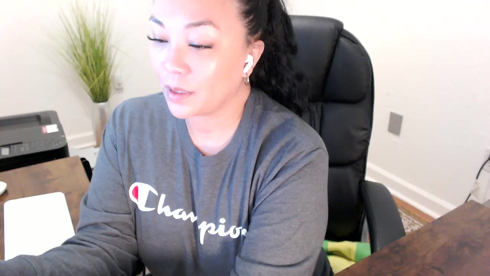 Gallery image thumbnail from MickaylaStar's myfreecams stream on, 02/24/2026, 16:54 image 20 of 20