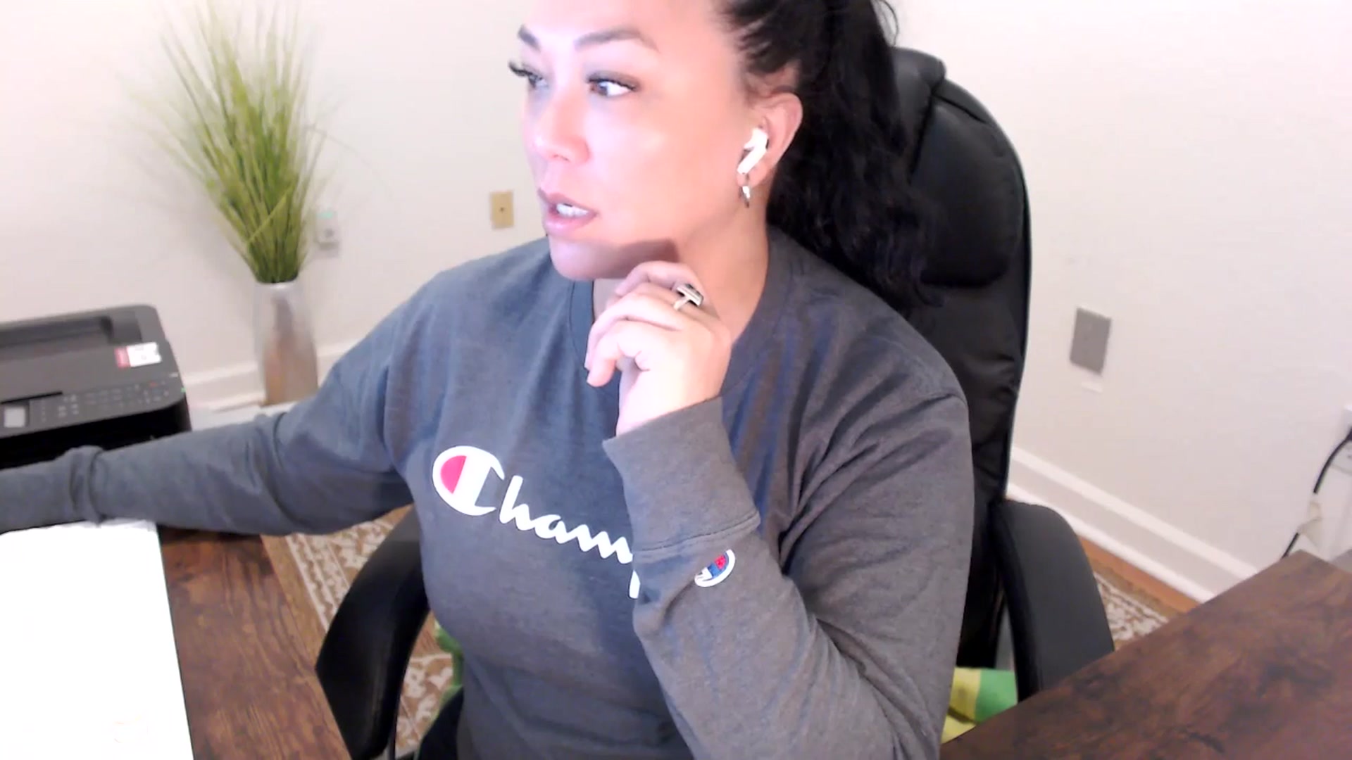 Gallery image thumbnail from MickaylaStar's myfreecams stream on, 02/24/2026, 16:54 image 11 of 20