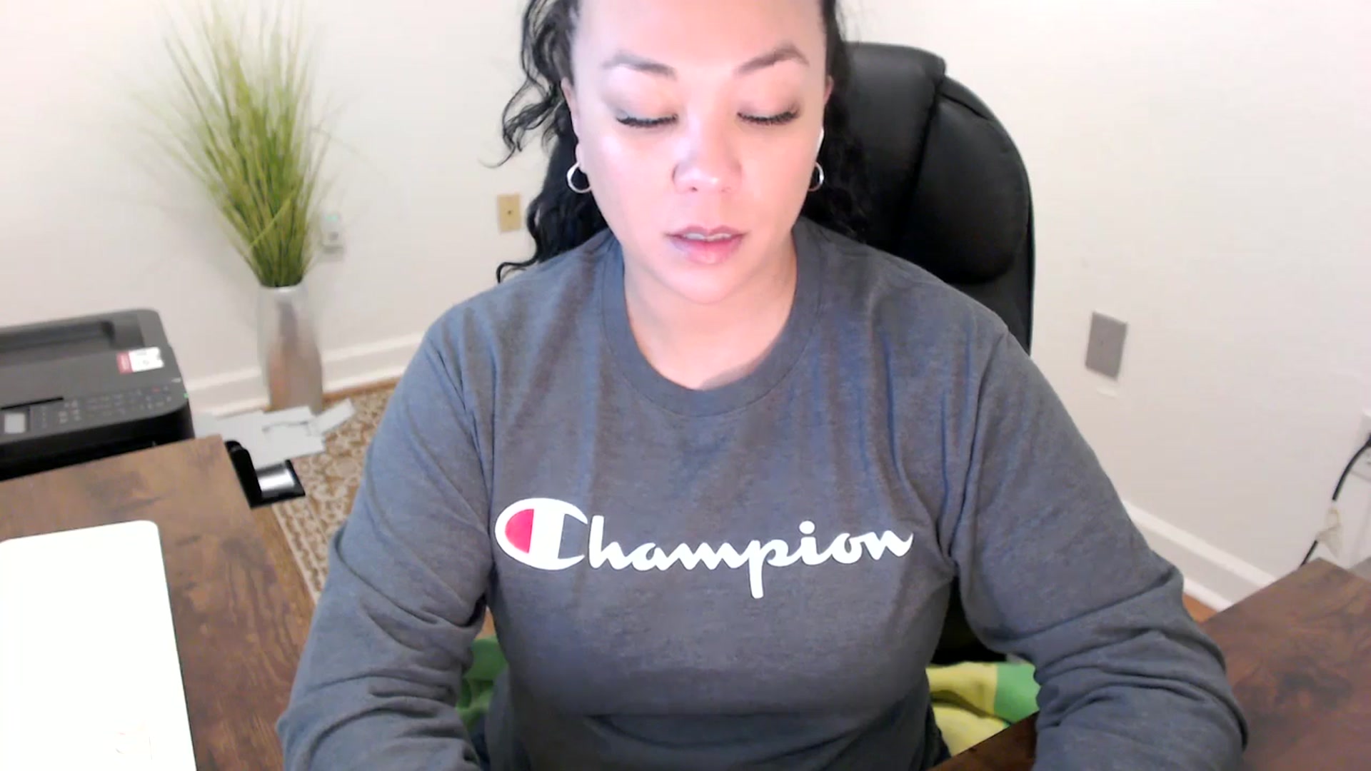 Gallery image thumbnail from MickaylaStar's myfreecams stream on, 02/24/2026, 16:54 image 3 of 20