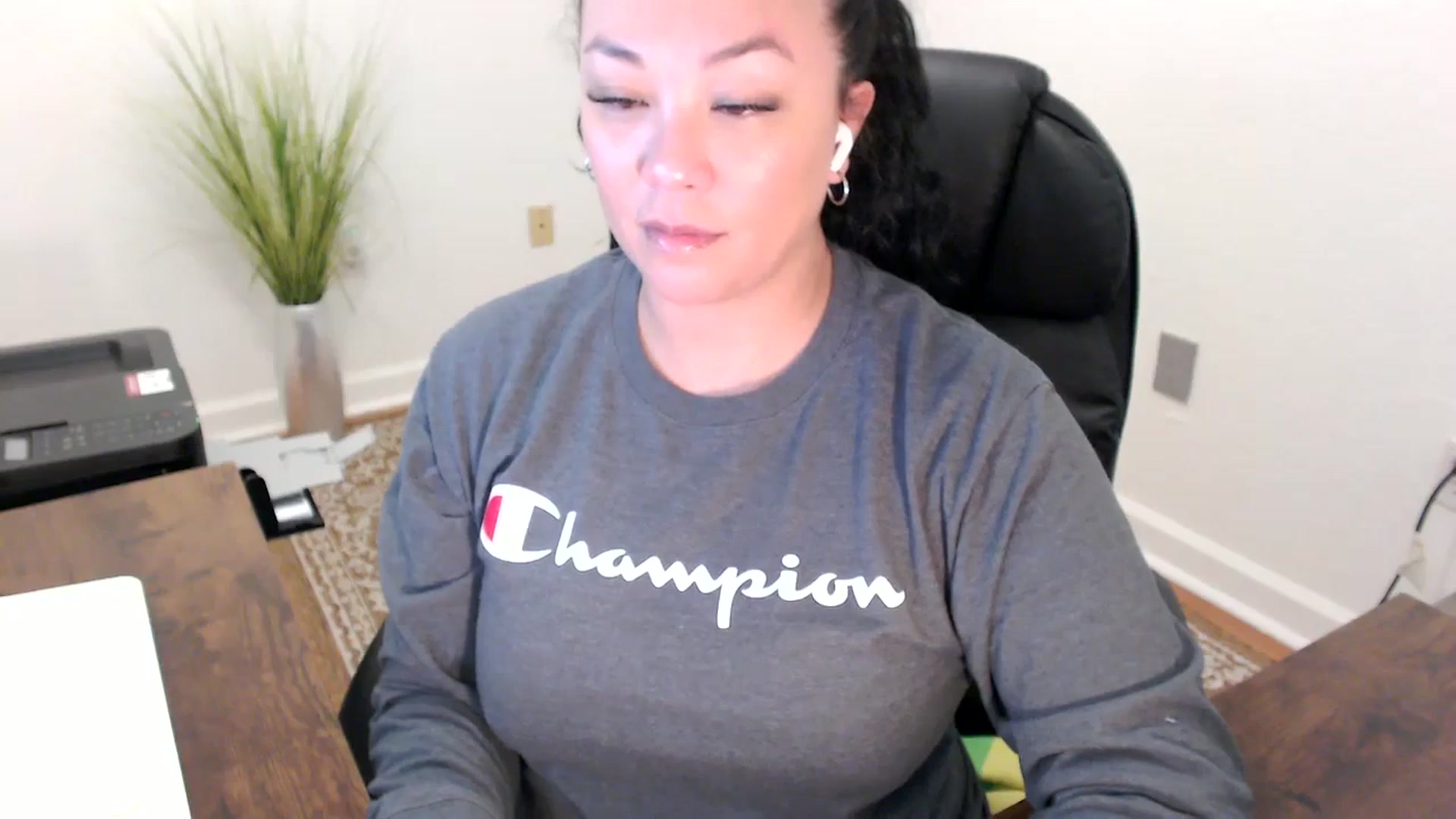 Gallery image thumbnail from MickaylaStar's myfreecams stream on, 02/24/2026, 18:58 image 13 of 20