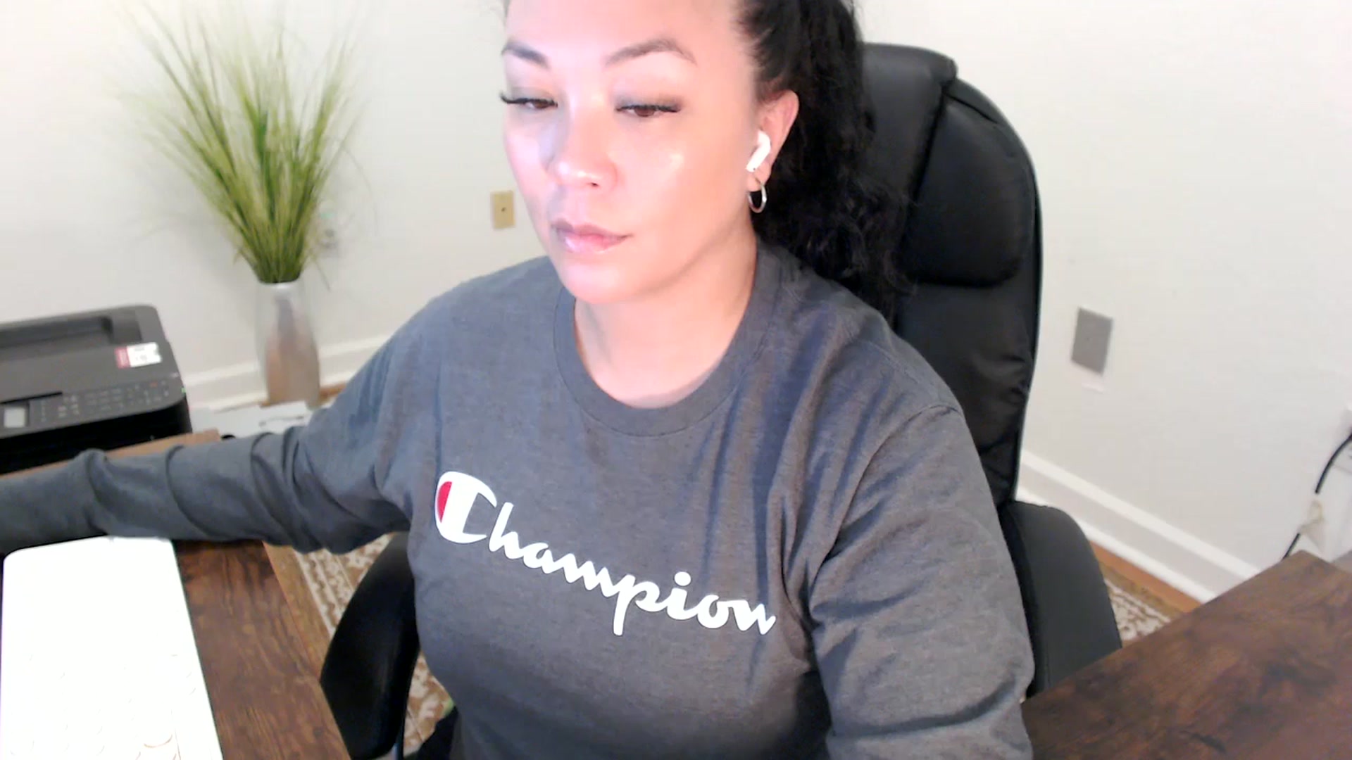 Gallery image thumbnail from MickaylaStar's myfreecams stream on, 02/24/2026, 19:47 image 9 of 20