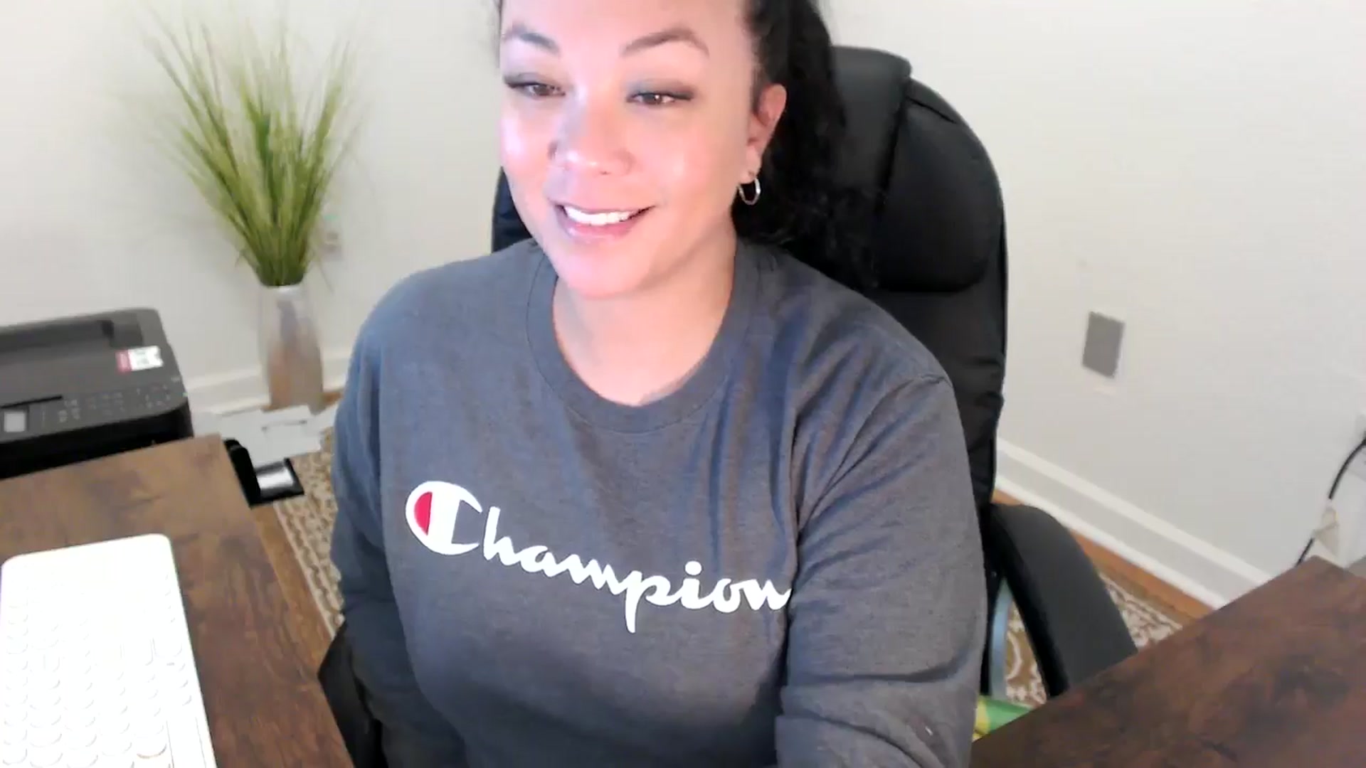 Gallery image thumbnail from MickaylaStar's myfreecams stream on, 02/24/2026, 20:04 image 6 of 20