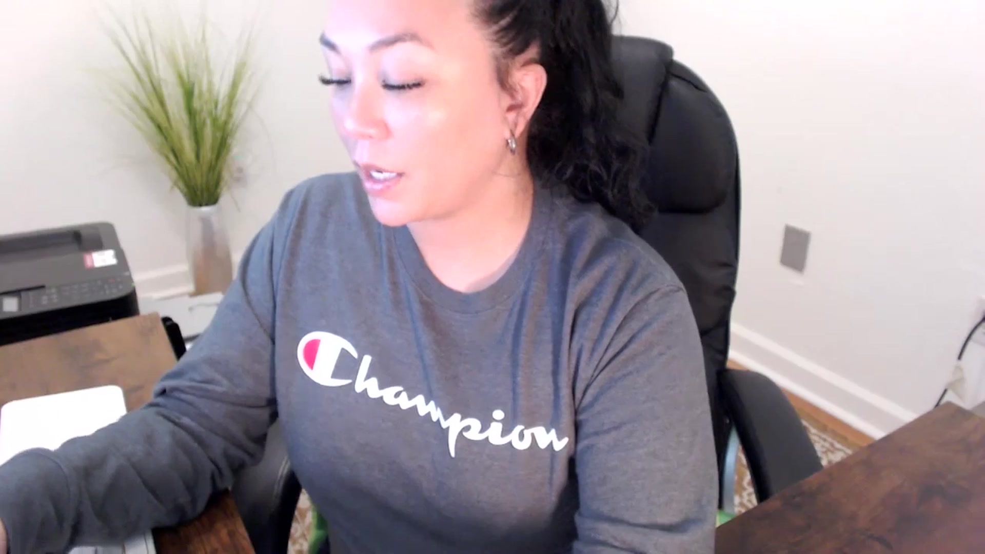 Gallery image thumbnail from MickaylaStar's myfreecams stream on, 02/24/2026, 20:04 image 3 of 20