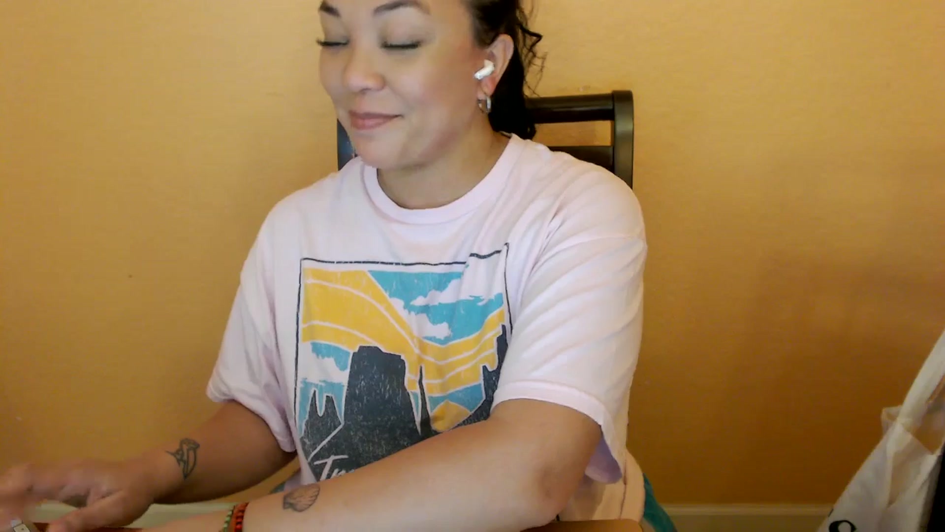 Gallery image thumbnail from MickaylaStar's myfreecams stream on, 02/25/2026, 18:47 image 12 of 20