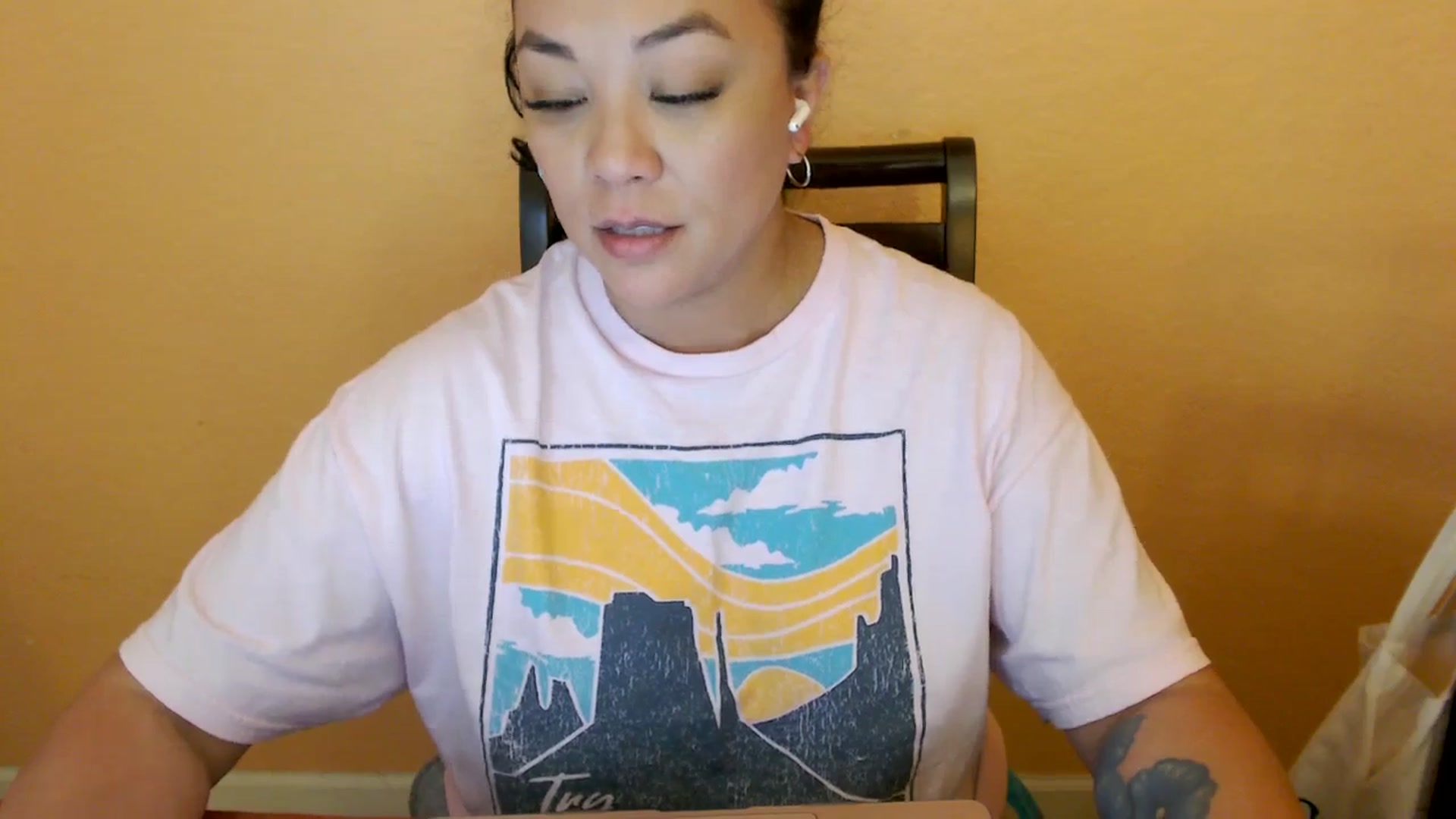 Gallery image thumbnail from MickaylaStar's myfreecams stream on, 02/25/2026, 18:47 image 10 of 20