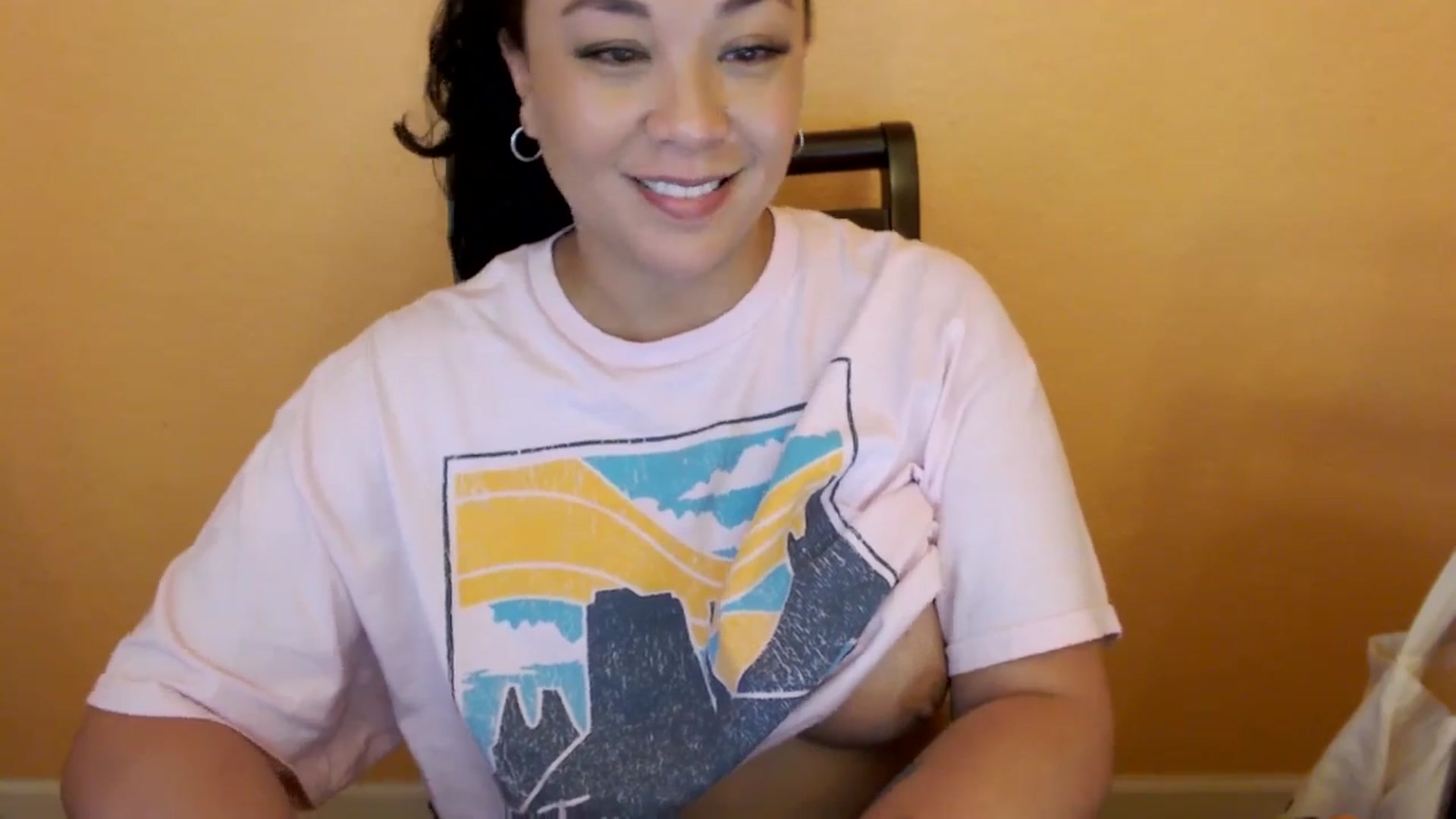Gallery image thumbnail from MickaylaStar's myfreecams stream on, 02/25/2026, 20:38 image 12 of 20
