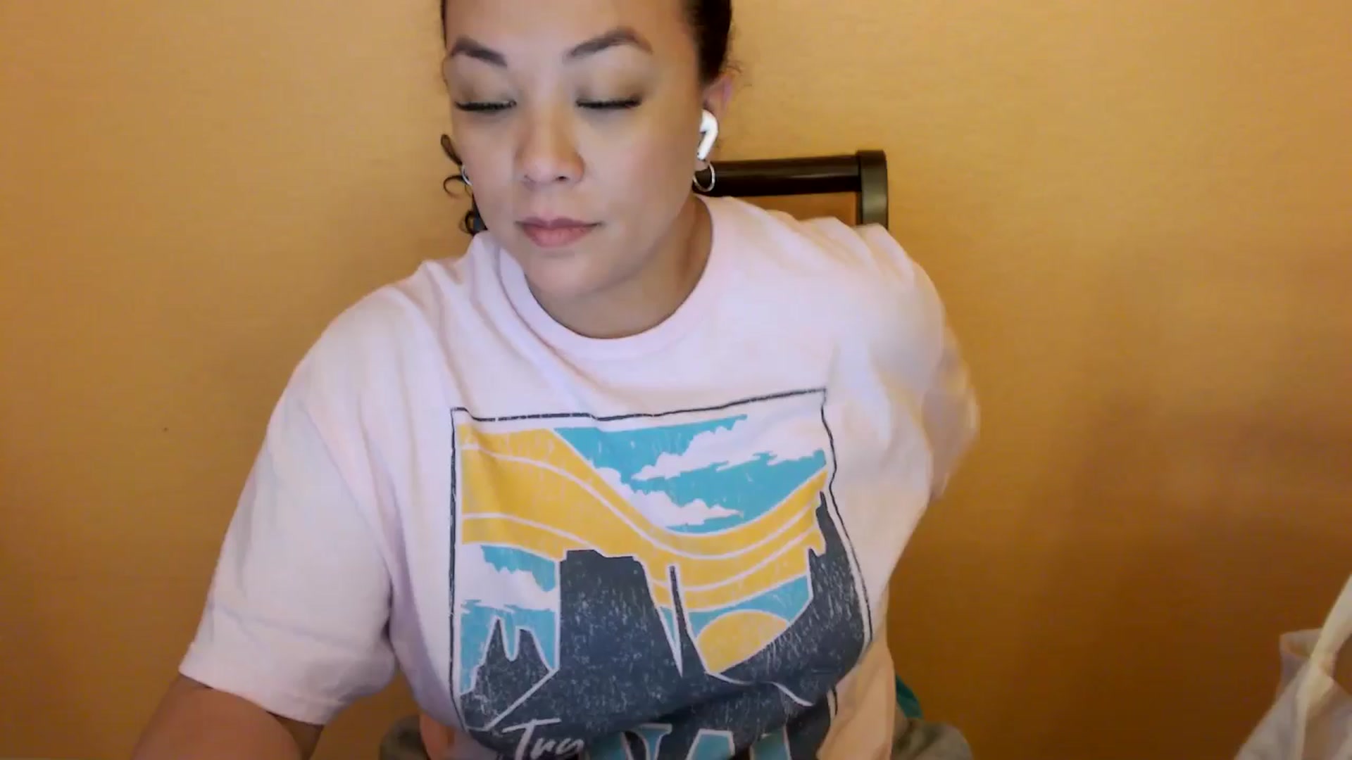 Gallery image thumbnail from MickaylaStar's myfreecams stream on, 02/25/2026, 21:51 image 1 of 20