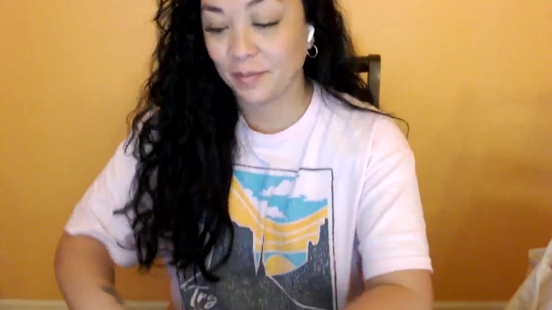 Gallery image thumbnail from MickaylaStar's myfreecams stream on, 02/26/2026, 24:19 image 8 of 20