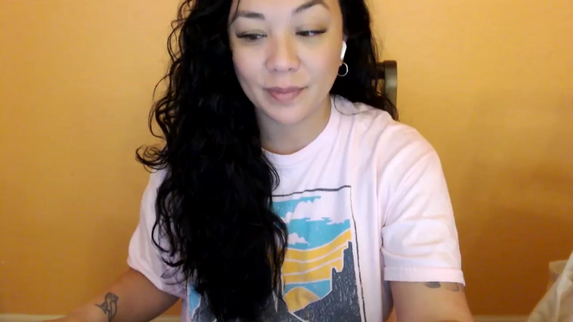 Gallery image thumbnail from MickaylaStar's myfreecams stream on, 02/26/2026, 24:19 image 16 of 20