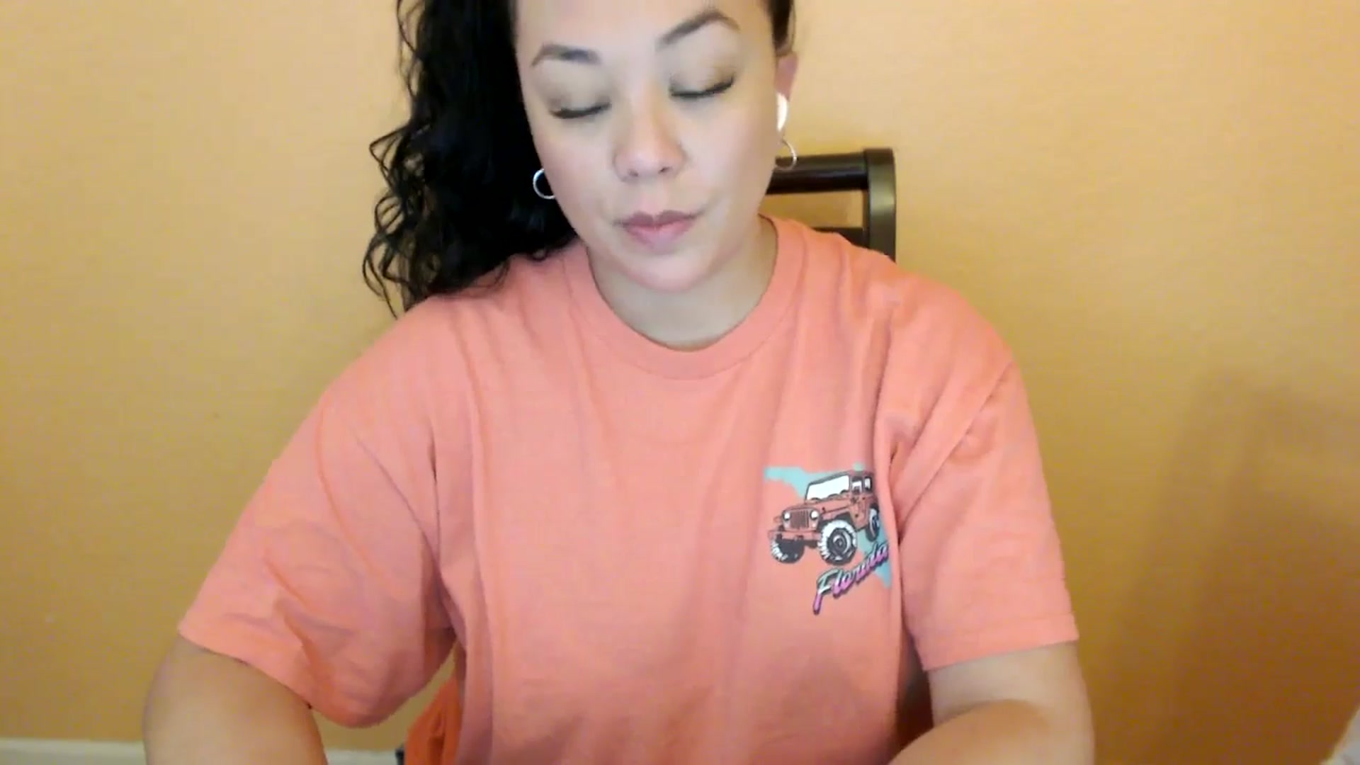 Gallery image thumbnail from MickaylaStar's myfreecams stream on, 02/26/2026, 18:03 image 11 of 20
