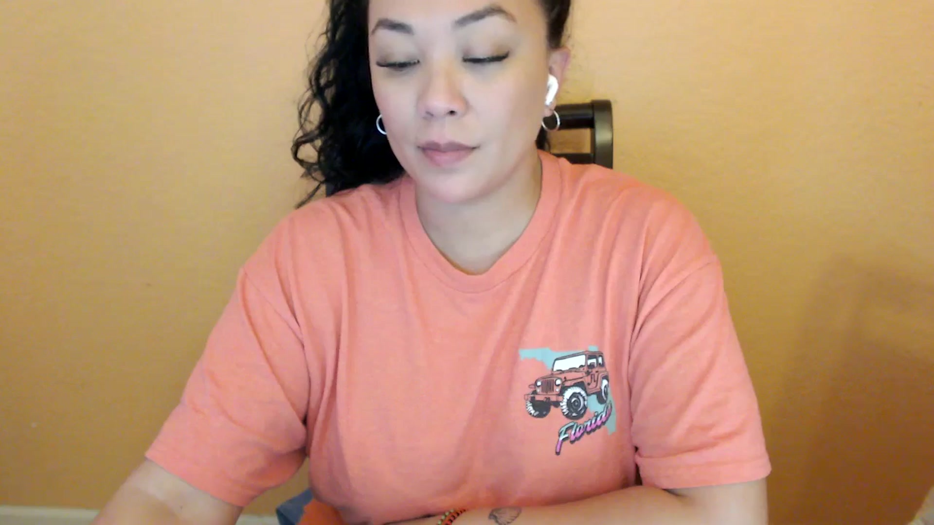 Gallery image thumbnail from MickaylaStar's myfreecams stream on, 02/26/2026, 18:37 image 17 of 20