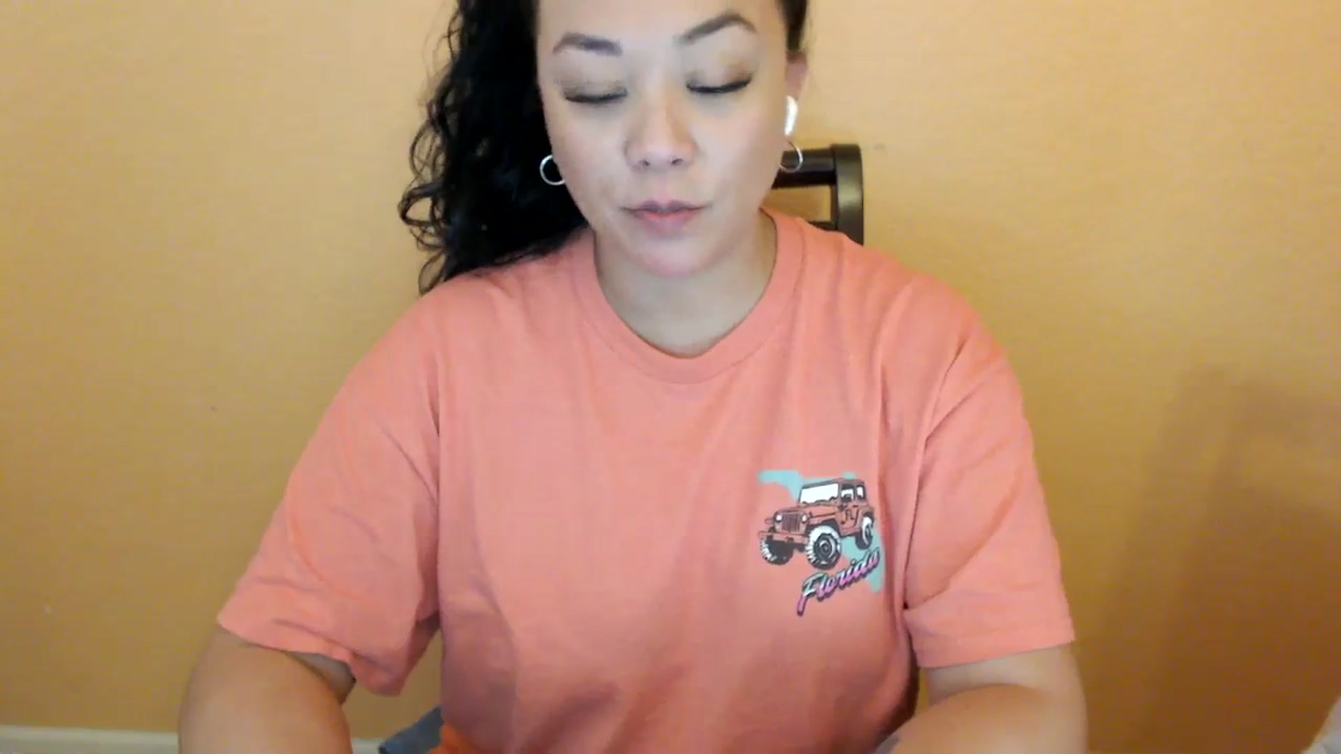 Gallery image thumbnail from MickaylaStar's myfreecams stream on, 02/26/2026, 18:37 image 4 of 20