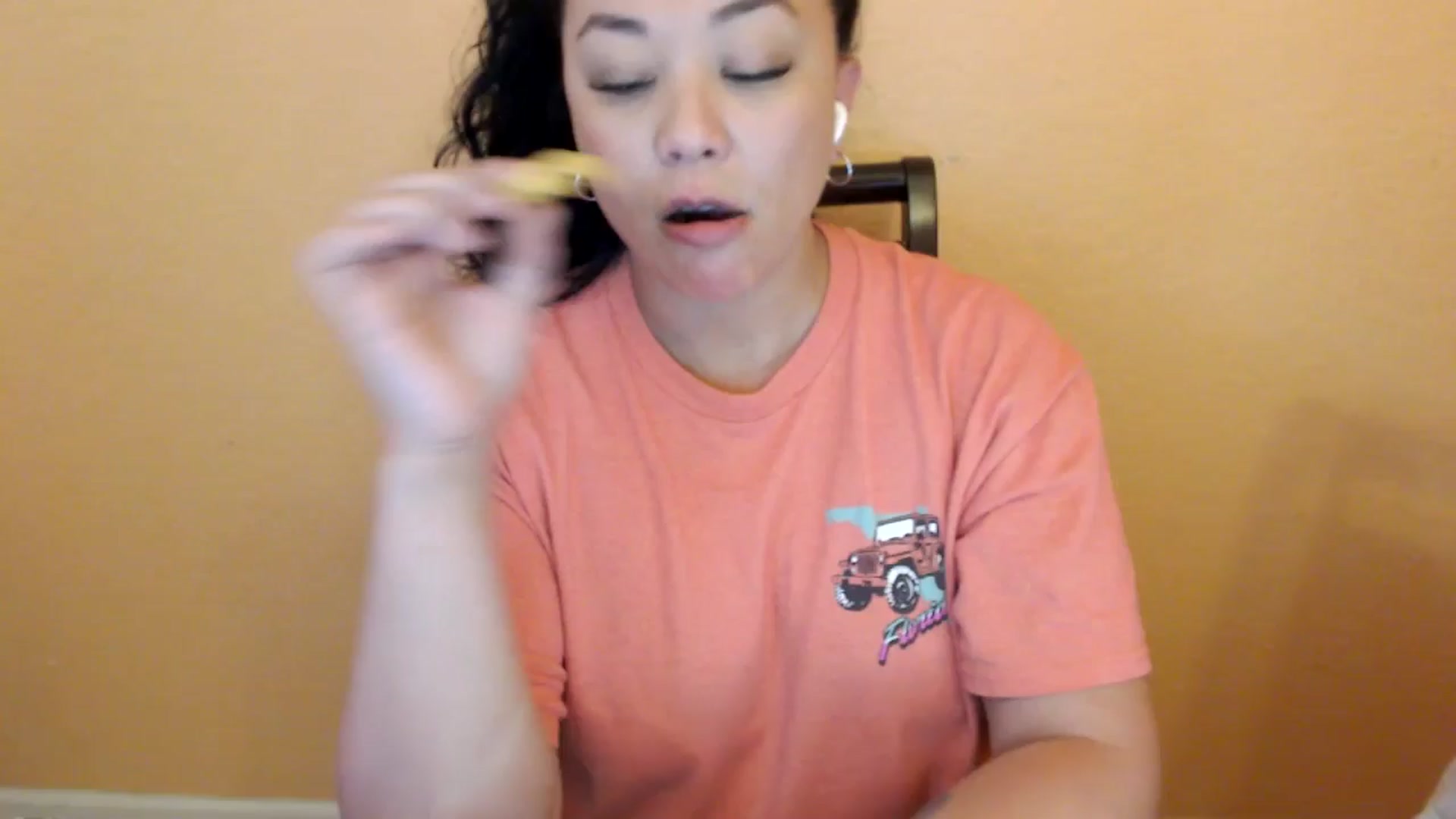 Gallery image thumbnail from MickaylaStar's myfreecams stream on, 02/26/2026, 18:37 image 1 of 20