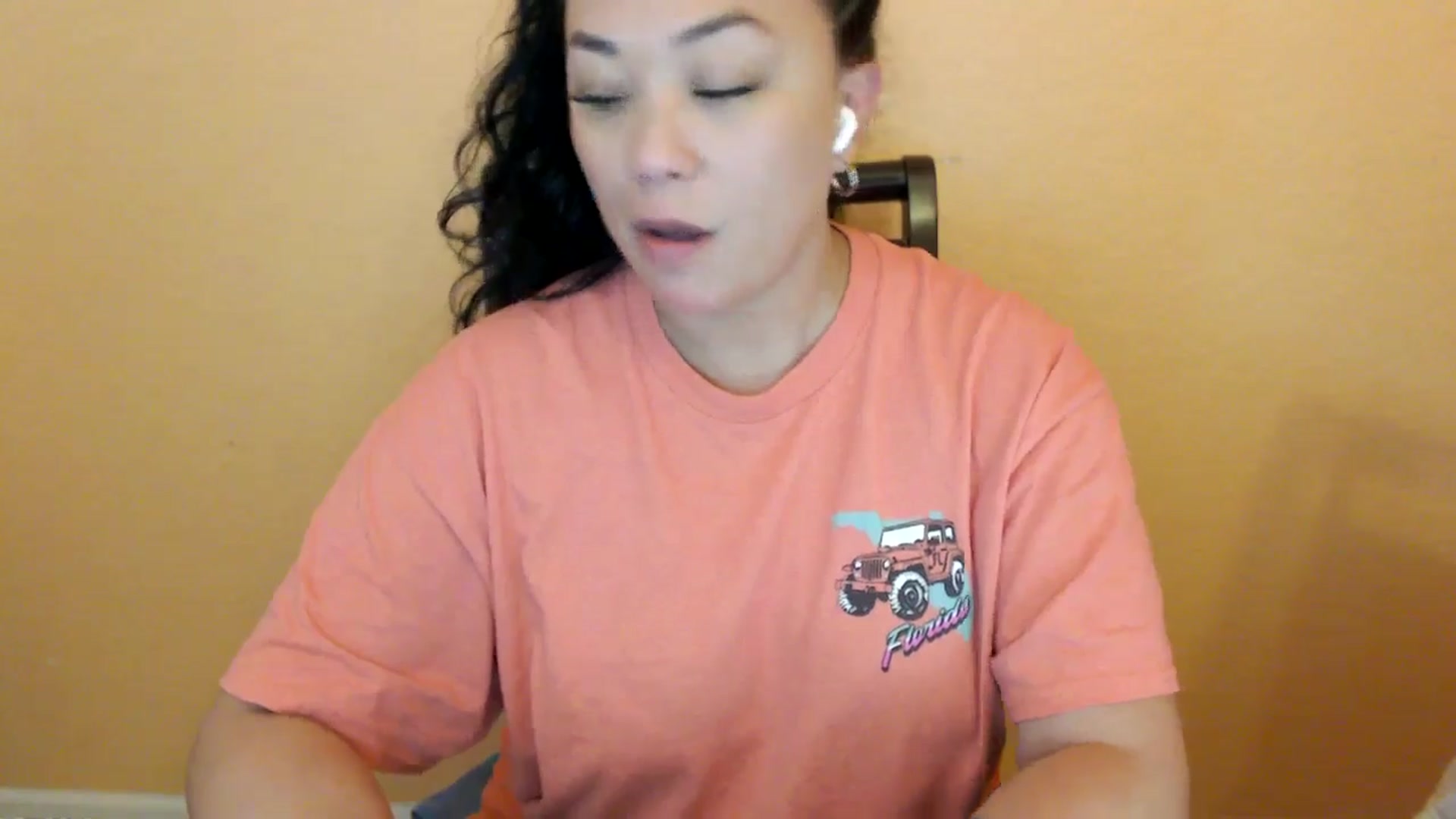 Gallery image thumbnail from MickaylaStar's myfreecams stream on, 02/26/2026, 18:37 image 3 of 20