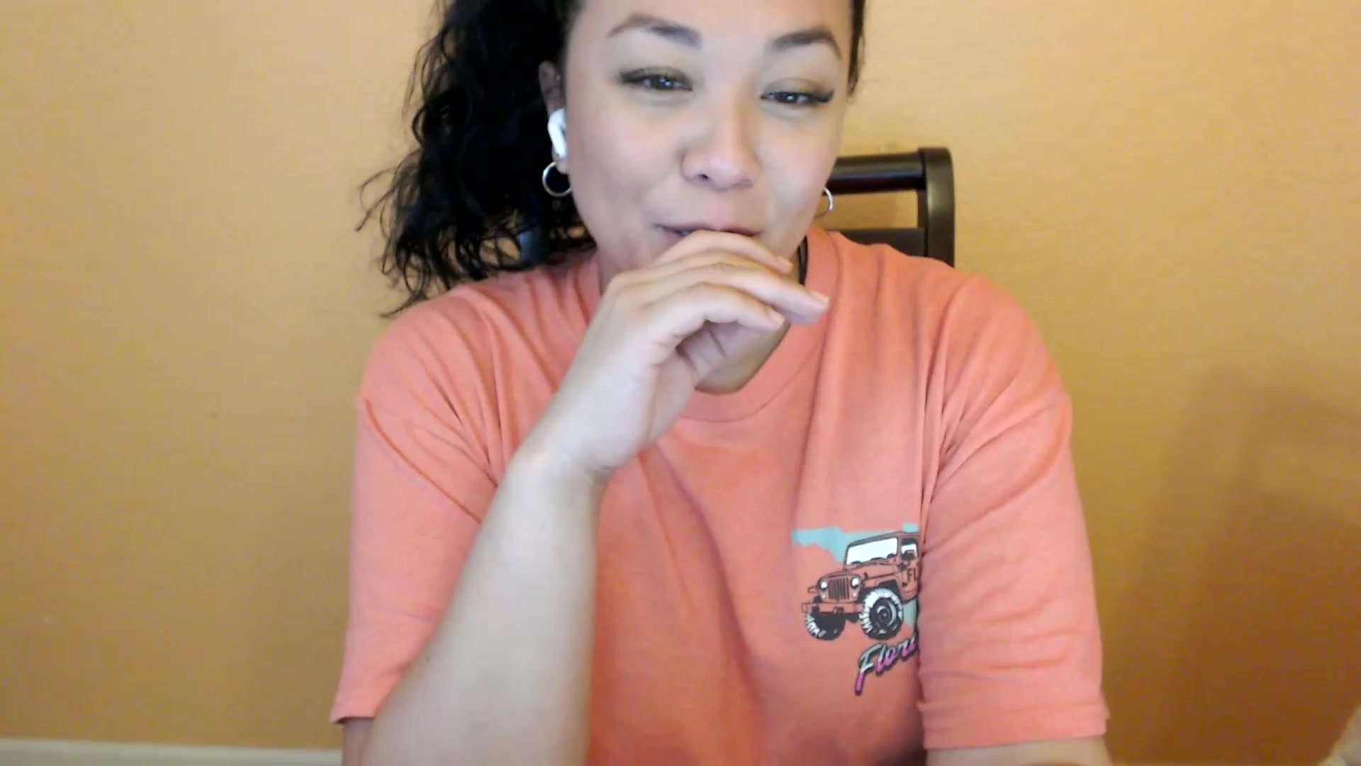 Gallery image thumbnail from MickaylaStar's myfreecams stream on, 02/26/2026, 21:44 image 17 of 20