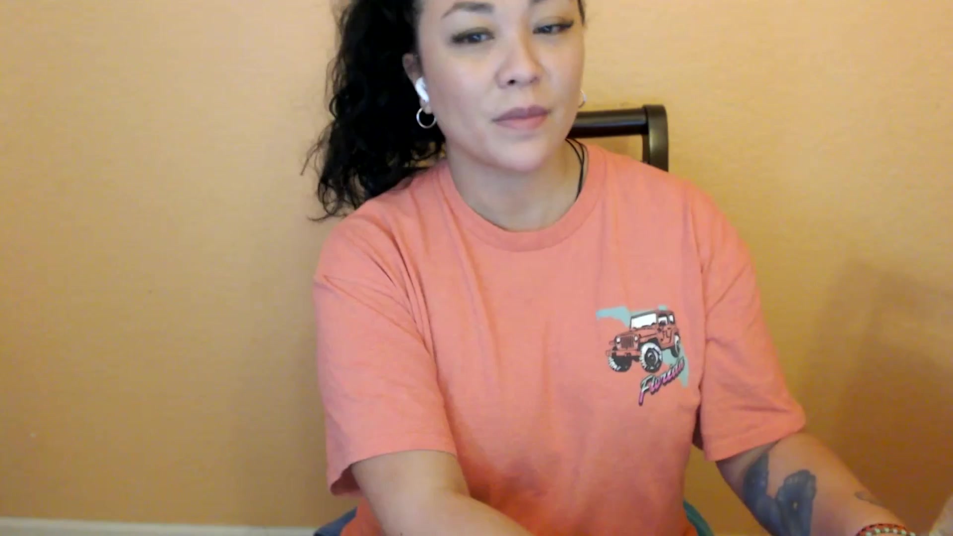 Gallery image thumbnail from MickaylaStar's myfreecams stream on, 02/26/2026, 21:44 image 16 of 20