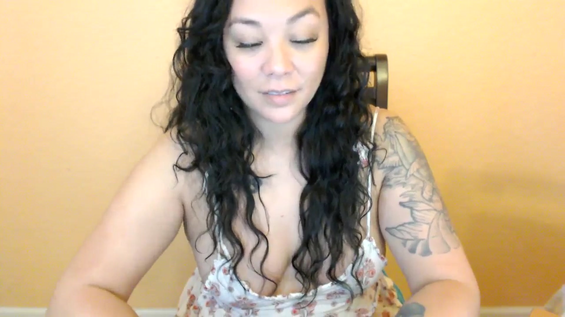 Gallery image thumbnail from MickaylaStar's myfreecams stream on, 02/28/2026, 20:09 image 10 of 20
