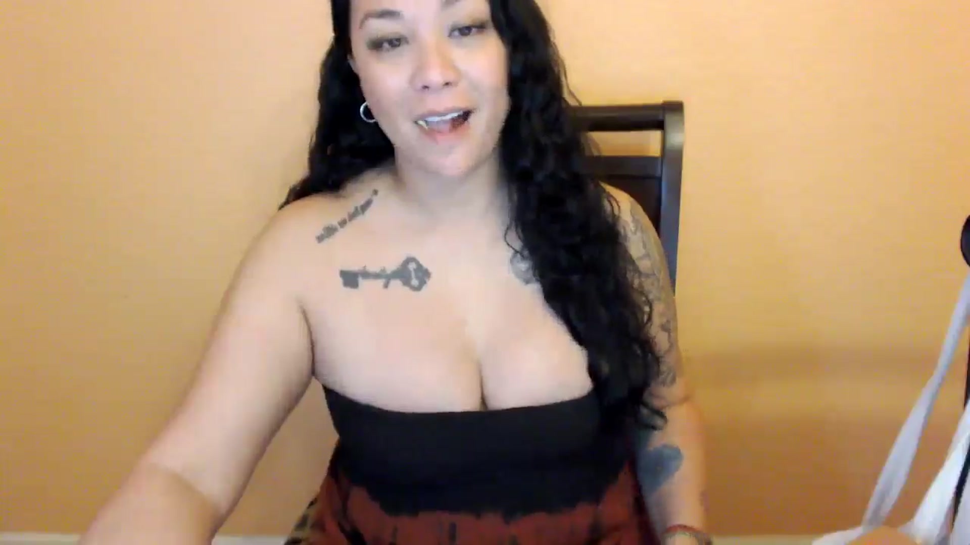 Gallery image thumbnail from MickaylaStar's myfreecams stream on, 03/01/2026, 22:56 image 3 of 20