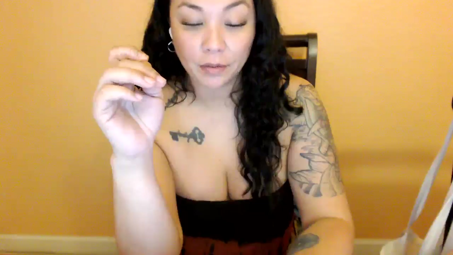 Gallery image thumbnail from MickaylaStar's myfreecams stream on, 03/02/2026, 01:49 image 20 of 20