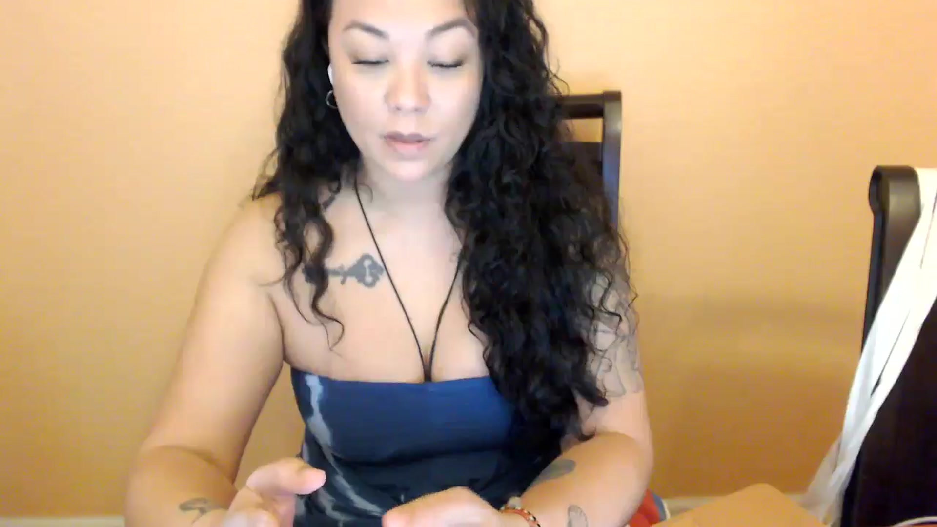 Gallery image thumbnail from MickaylaStar's myfreecams stream on, 03/03/2026, 19:30 image 2 of 20