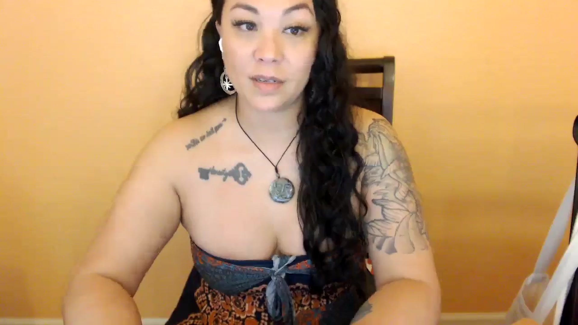 Gallery image thumbnail from MickaylaStar's myfreecams stream on, 03/05/2026, 20:56 image 7 of 20
