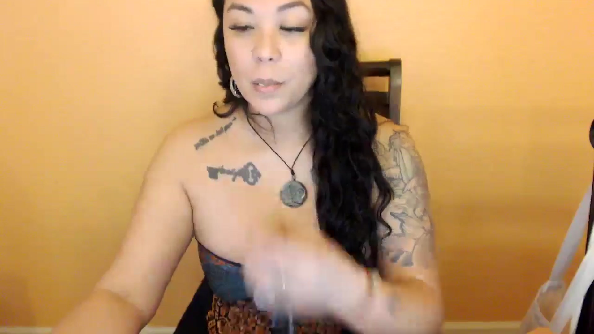 Gallery image thumbnail from MickaylaStar's myfreecams stream on, 03/05/2026, 22:02 image 11 of 20