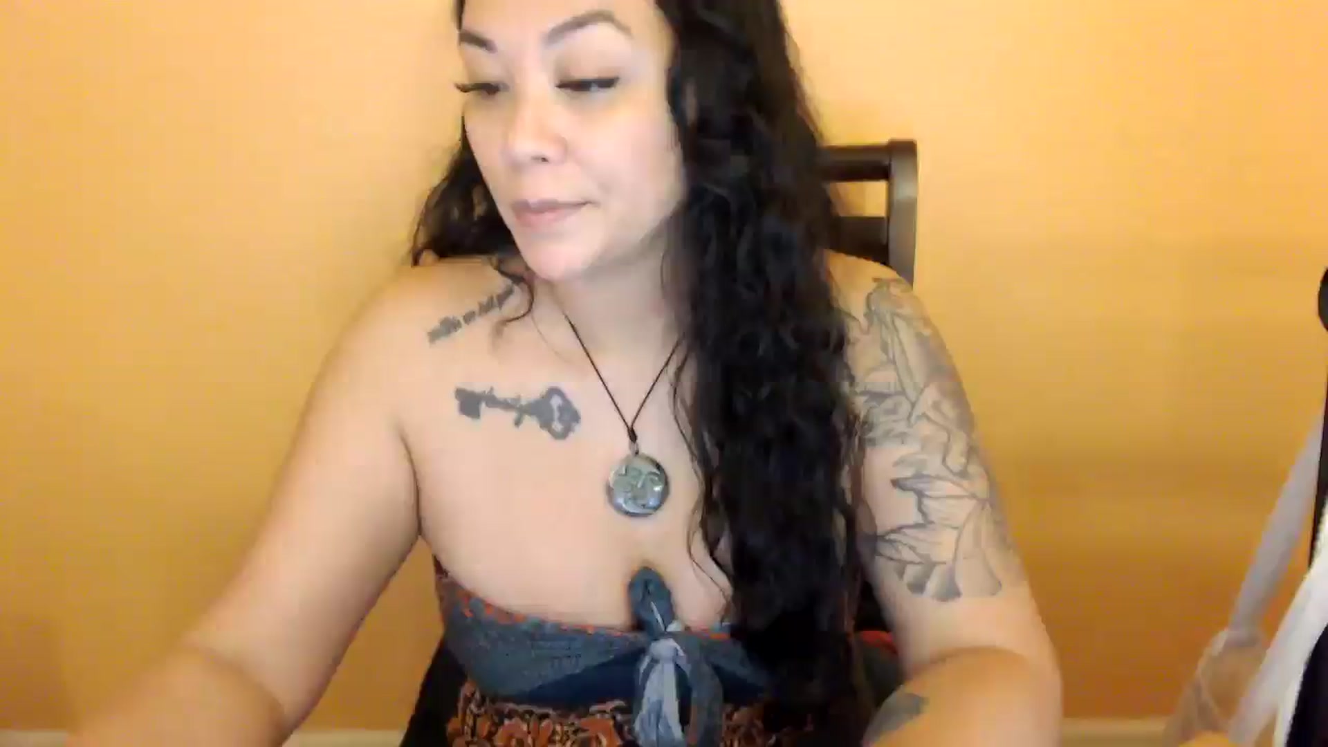Gallery image thumbnail from MickaylaStar's myfreecams stream on, 03/05/2026, 23:52 image 1 of 20