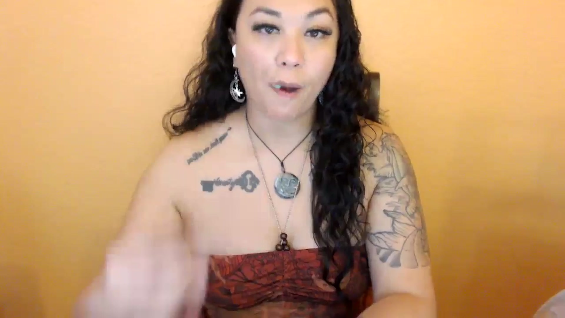 Gallery image thumbnail from MickaylaStar's myfreecams stream on, 03/06/2026, 16:06 image 7 of 20