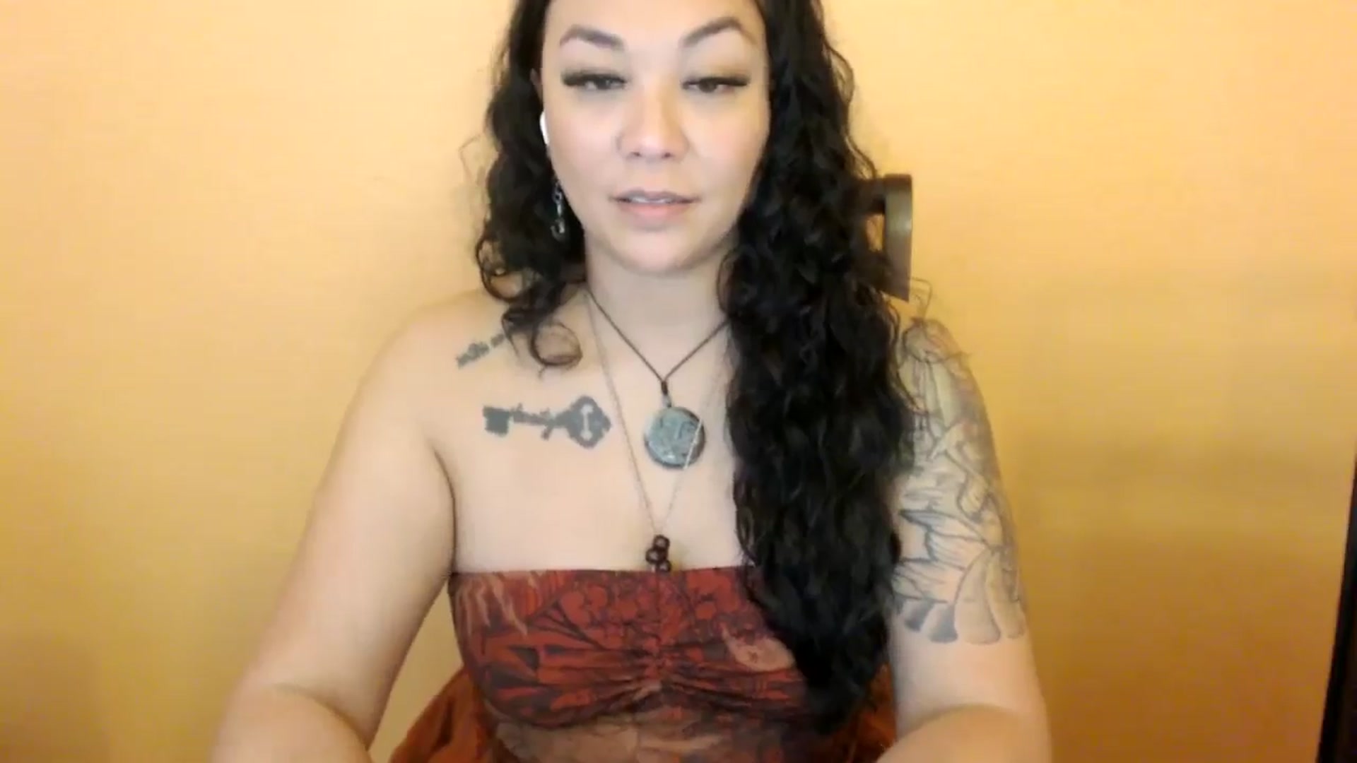 Gallery image thumbnail from MickaylaStar's myfreecams stream on, 03/06/2026, 16:41 image 11 of 20