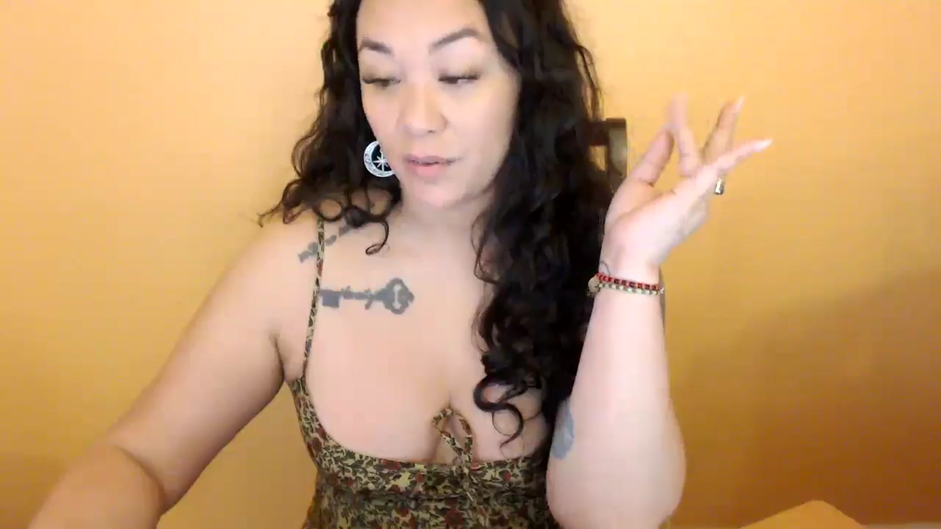 Gallery image thumbnail from MickaylaStar's myfreecams stream on, 03/27/2026, 17:18 image 11 of 20