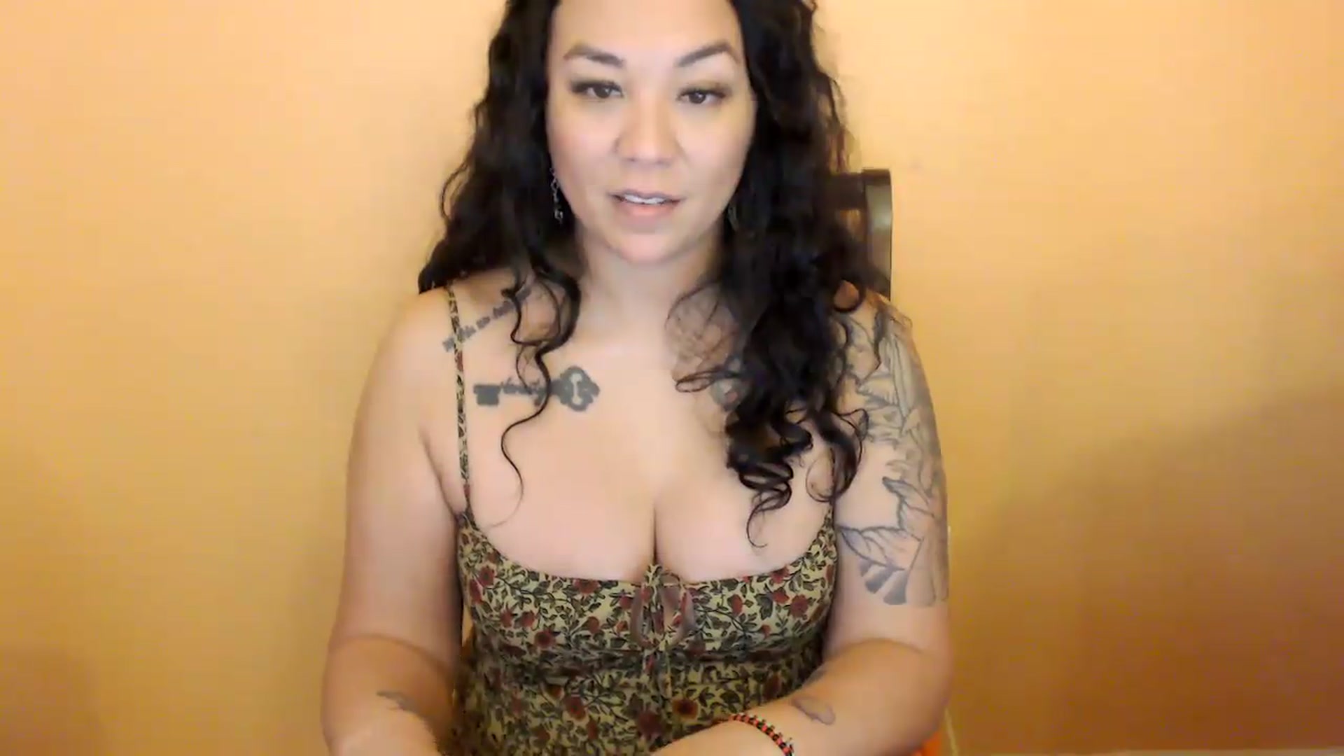 Gallery image thumbnail from MickaylaStar's myfreecams stream on, 03/27/2026, 18:53 image 7 of 20
