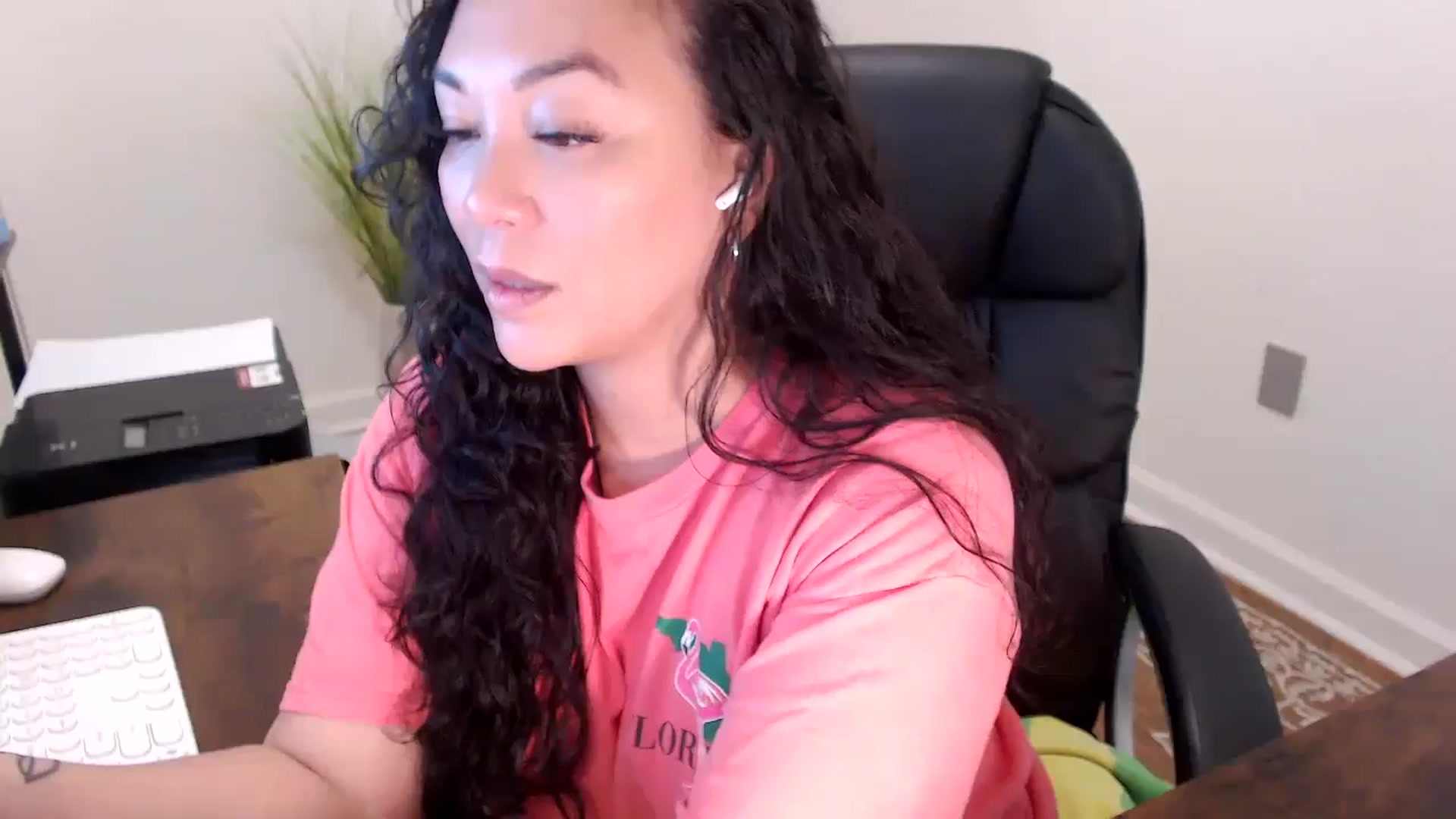 Gallery image thumbnail from MickaylaStar's myfreecams stream on, 03/30/2026, 17:24 image 7 of 20