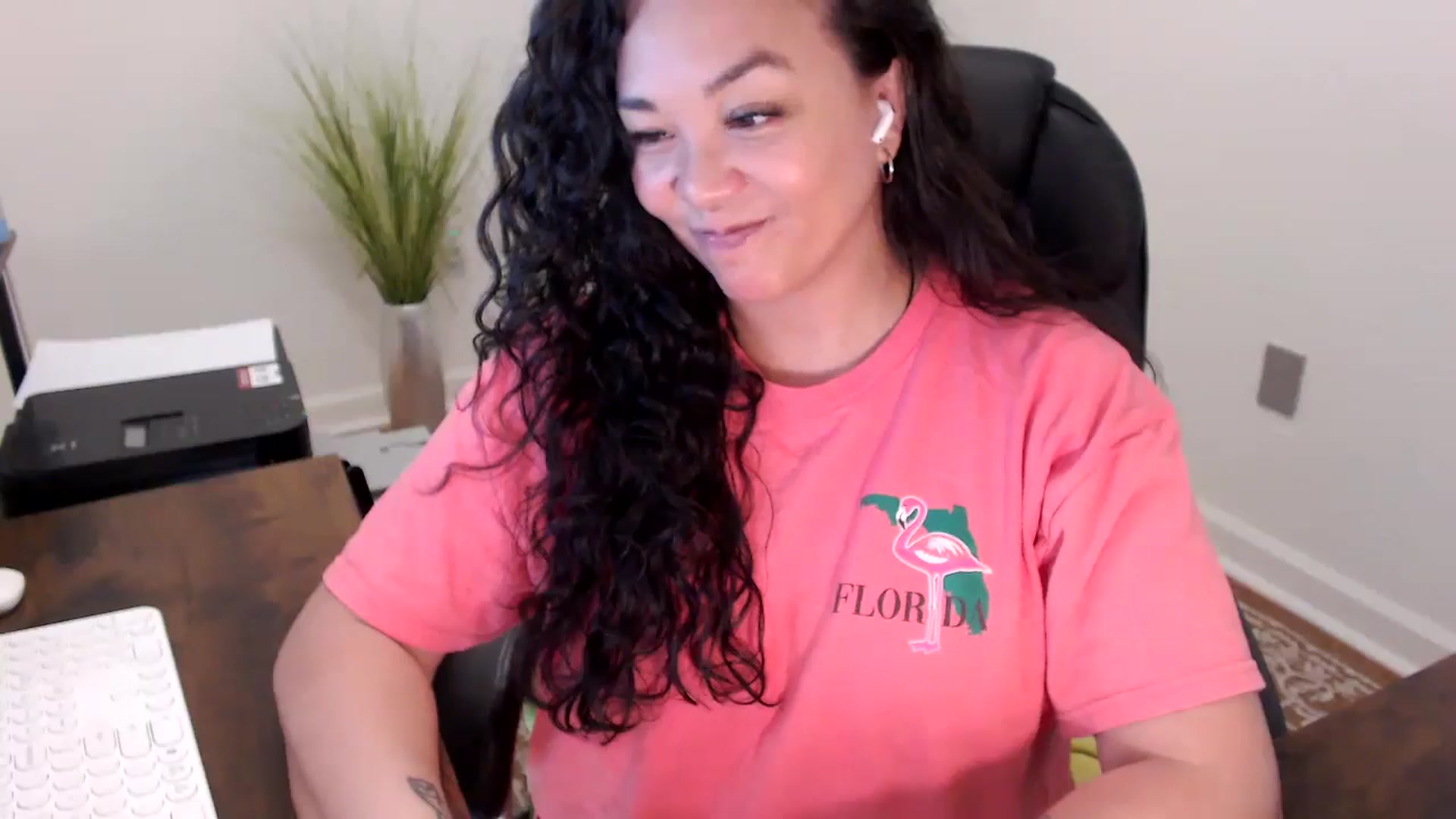Gallery image thumbnail from MickaylaStar's myfreecams stream on, 03/30/2026, 17:24 image 9 of 20
