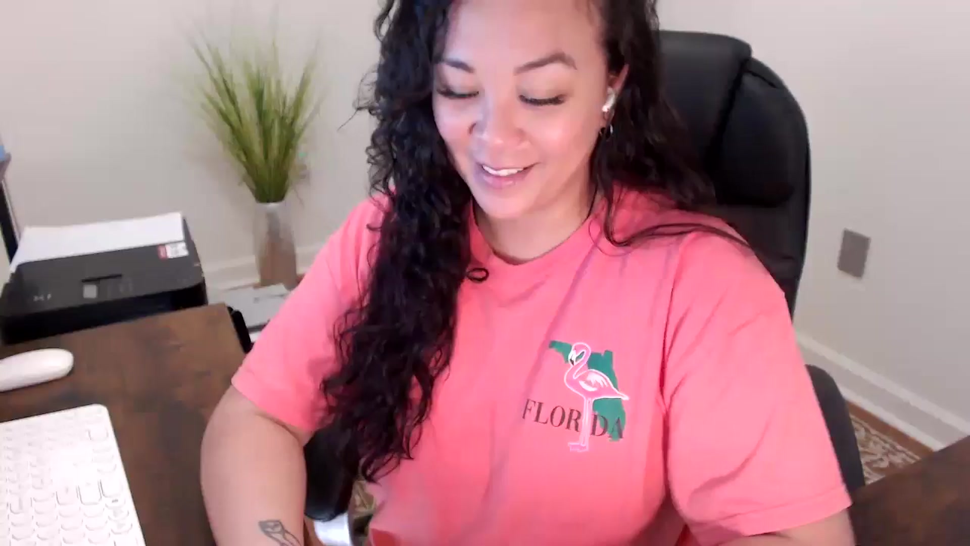 Gallery image thumbnail from MickaylaStar's myfreecams stream on, 03/30/2026, 17:24 image 1 of 20