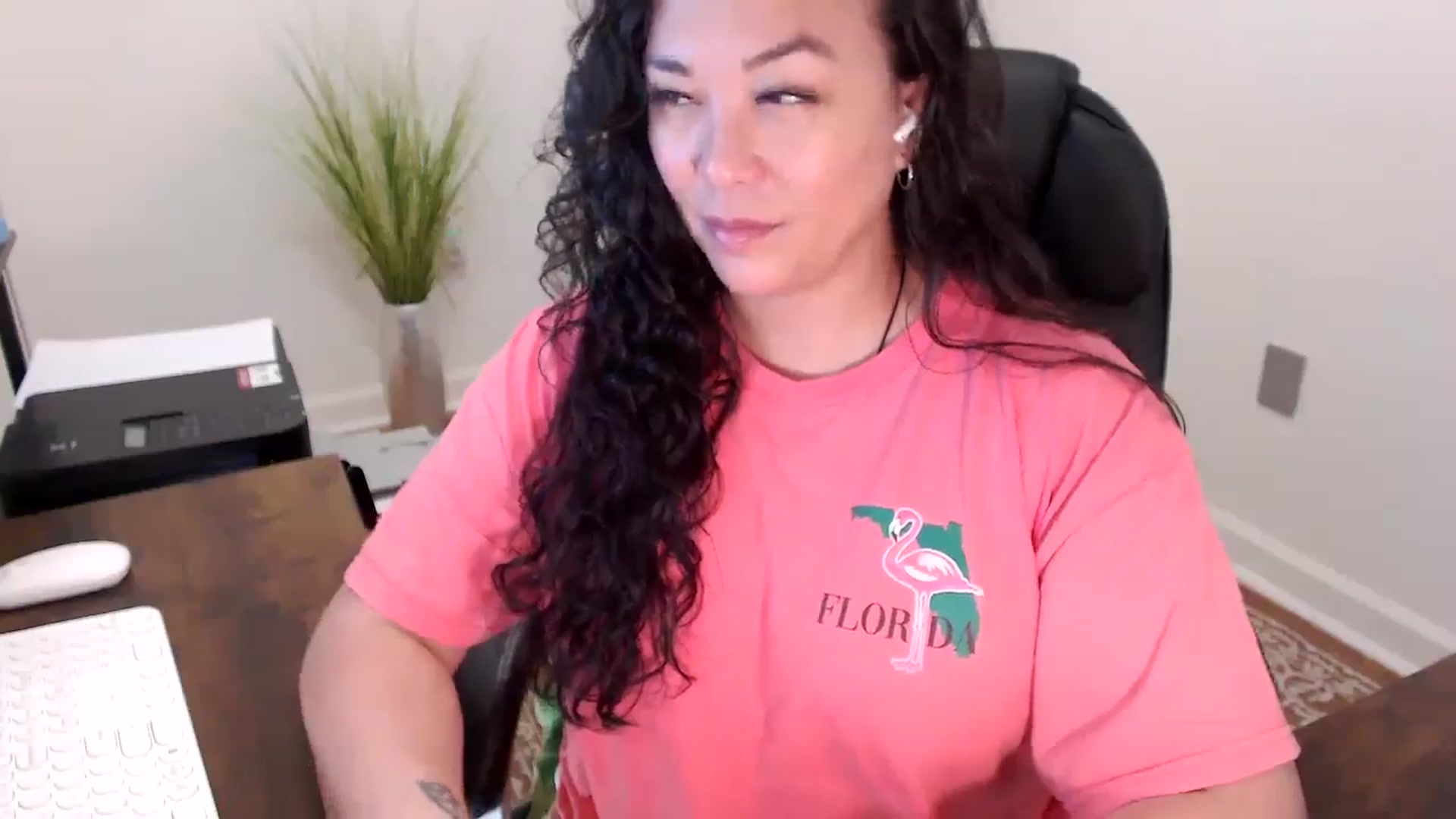 Gallery image thumbnail from MickaylaStar's myfreecams stream on, 03/30/2026, 17:24 image 2 of 20