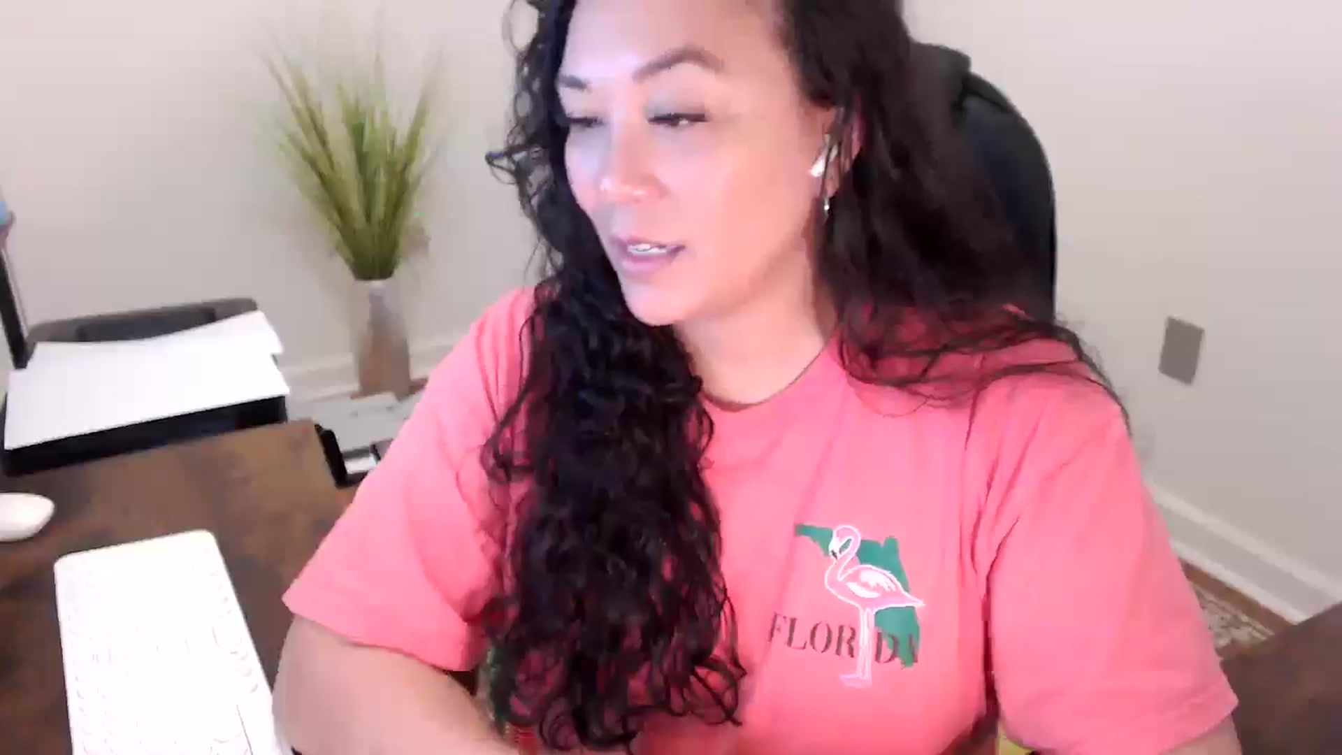 Gallery image thumbnail from MickaylaStar's myfreecams stream on, 03/30/2026, 17:24 image 18 of 20
