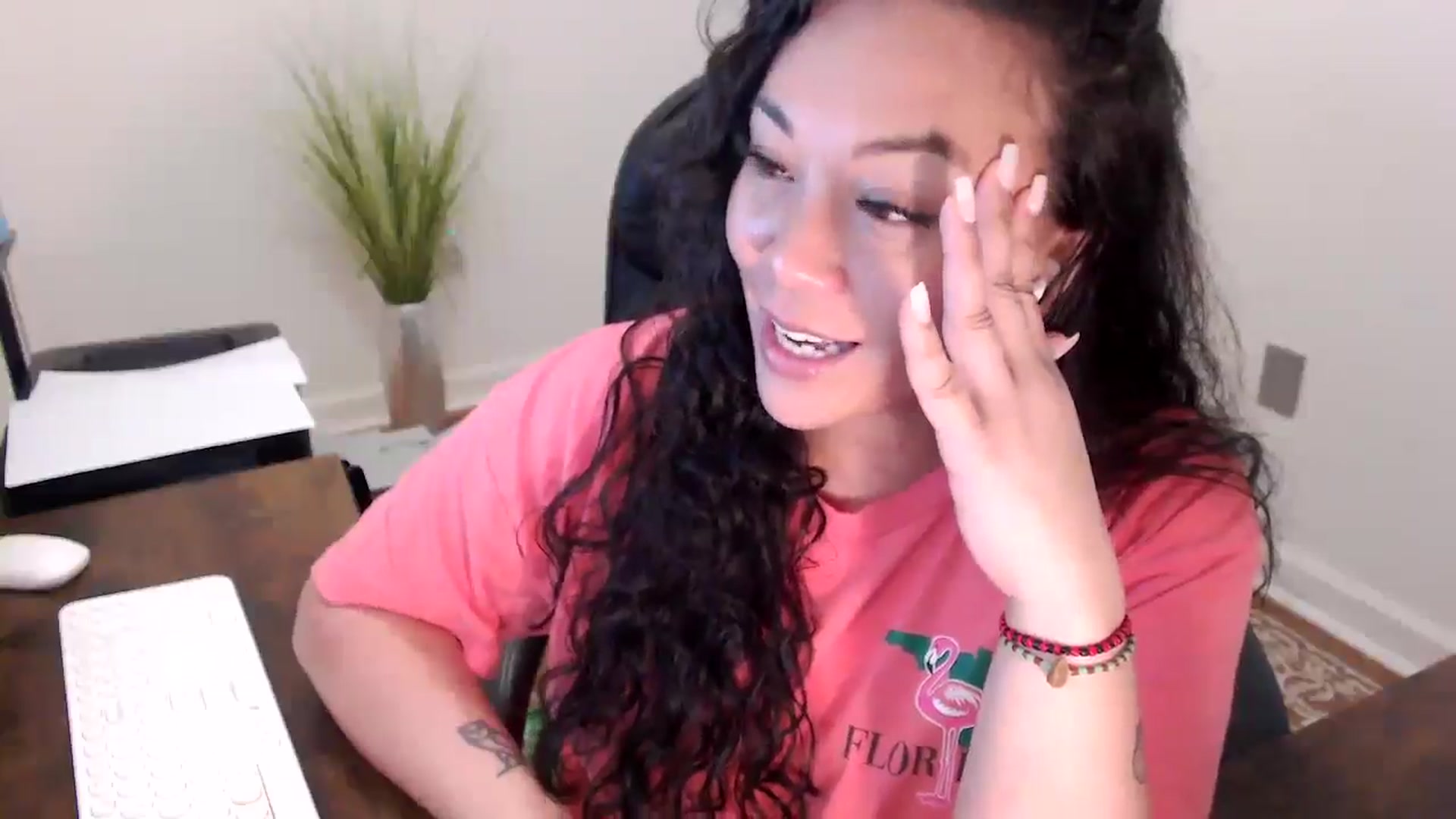Gallery image thumbnail from MickaylaStar's myfreecams stream on, 03/30/2026, 17:24 image 17 of 20
