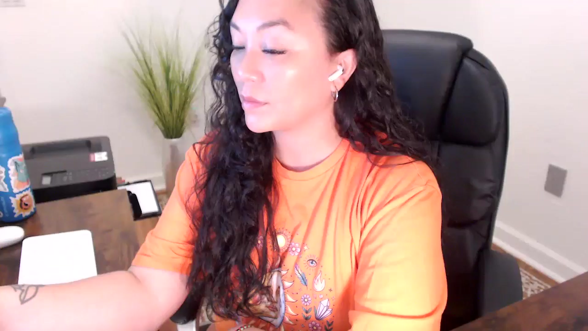 Gallery image thumbnail from MickaylaStar's myfreecams stream on, 03/31/2026, 16:11 image 1 of 20